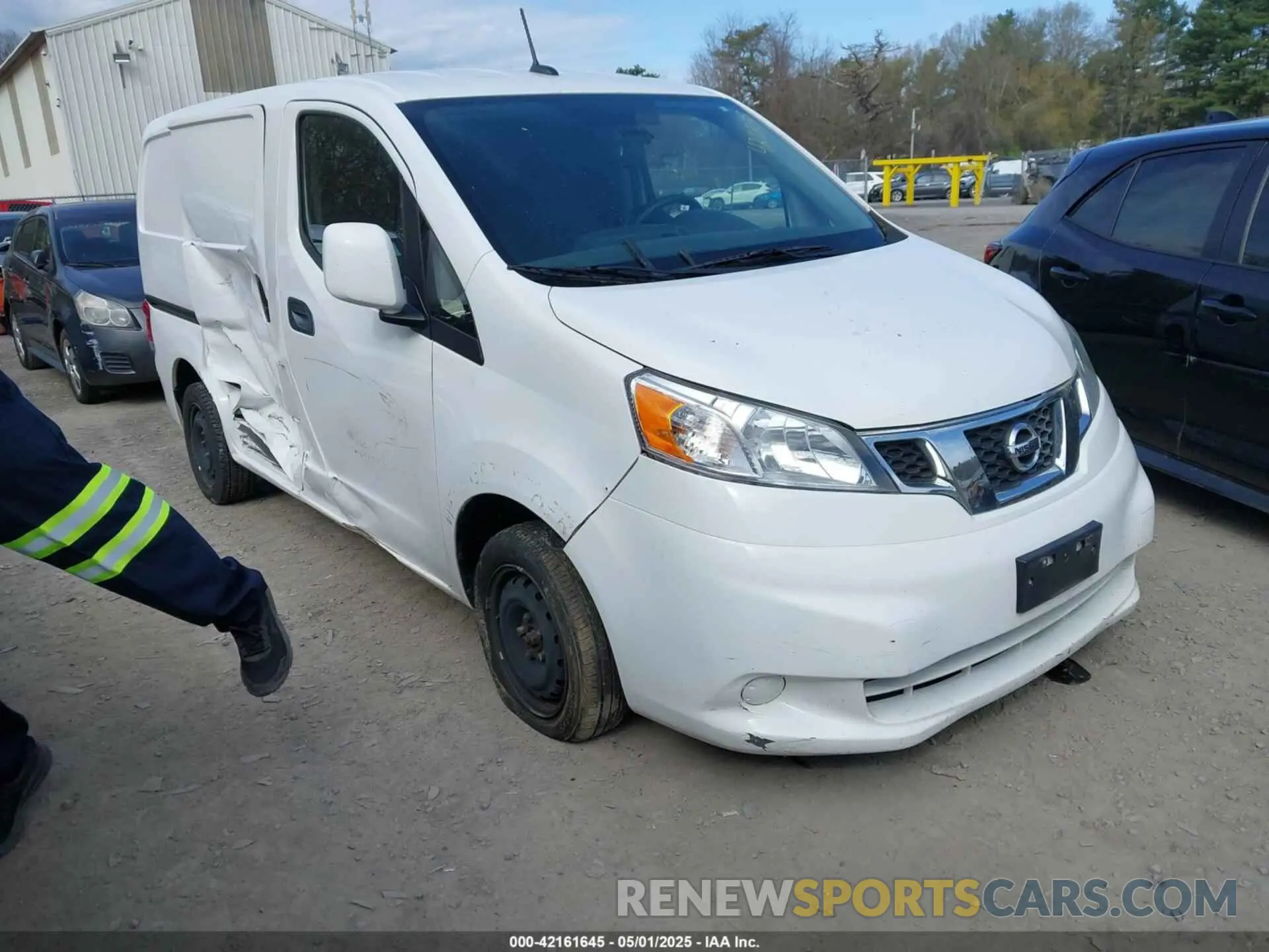 1 Photograph of a damaged car 3N6CM0KN3LK690346 NISSAN NV200  CARGO 2020