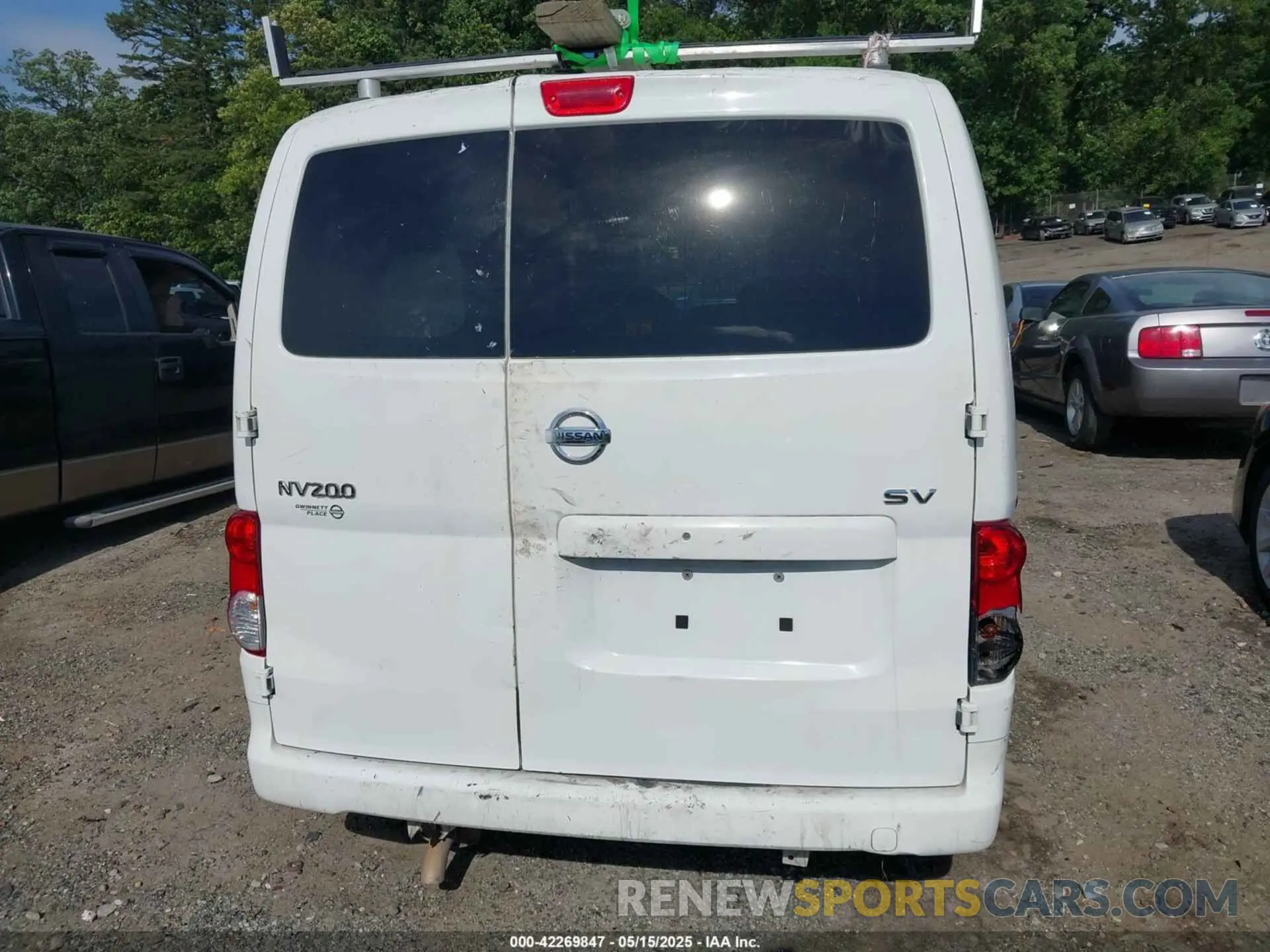 16 Photograph of a damaged car 3N6CM0KN3LK693280 NISSAN NV200  CARGO 2020