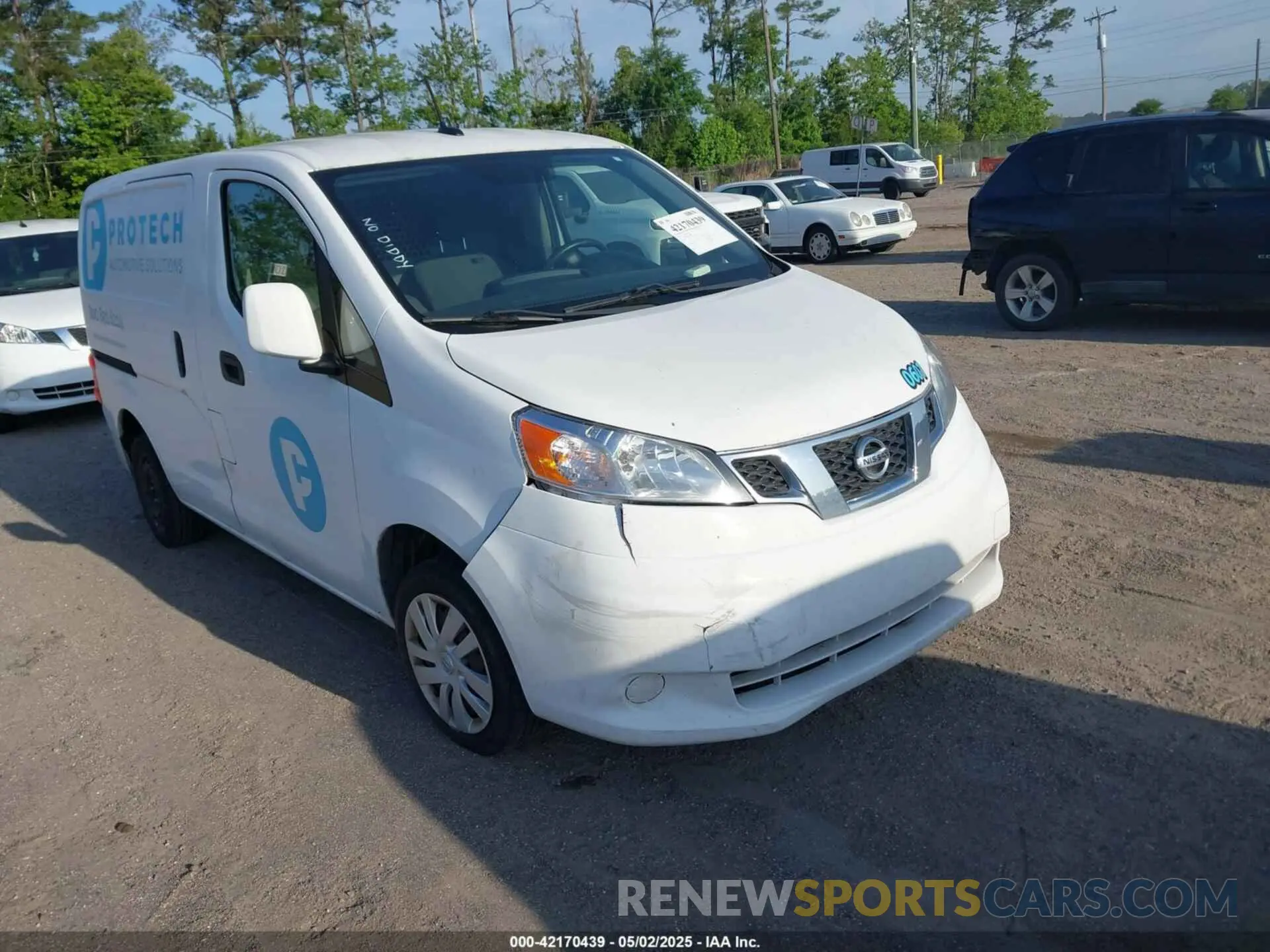 1 Photograph of a damaged car 3N6CM0KN3LK694753 NISSAN NV200  CARGO 2020
