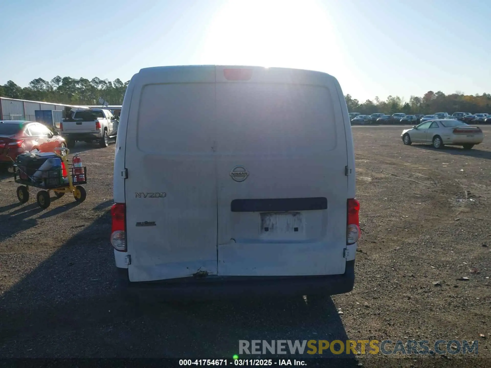 16 Photograph of a damaged car 3N6CM0KN3LK707758 NISSAN NV200  CARGO 2020