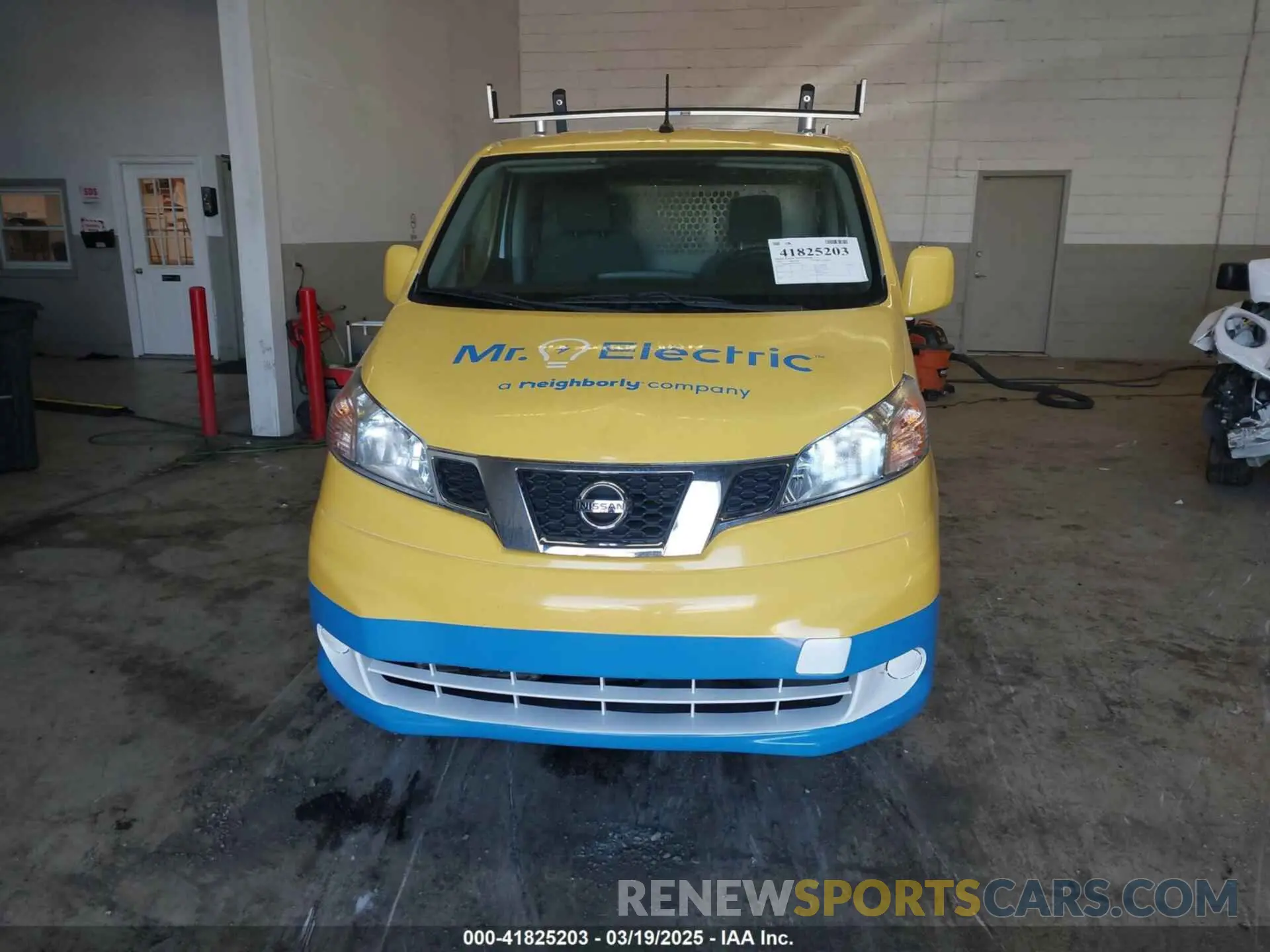 13 Photograph of a damaged car 3N6CM0KN3LK709901 NISSAN NV200  CARGO 2020