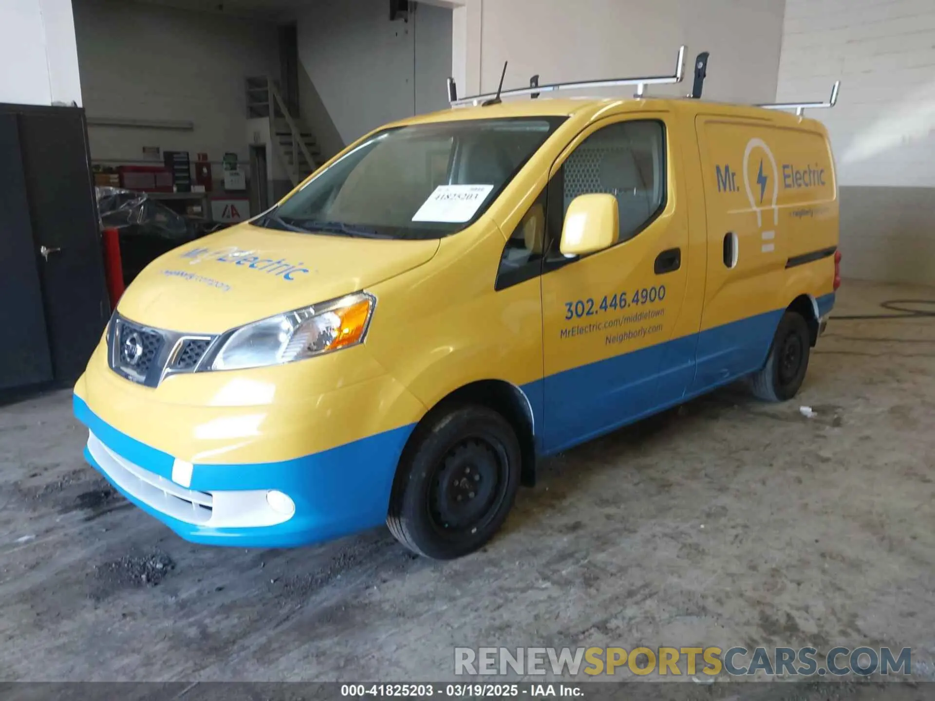 2 Photograph of a damaged car 3N6CM0KN3LK709901 NISSAN NV200  CARGO 2020