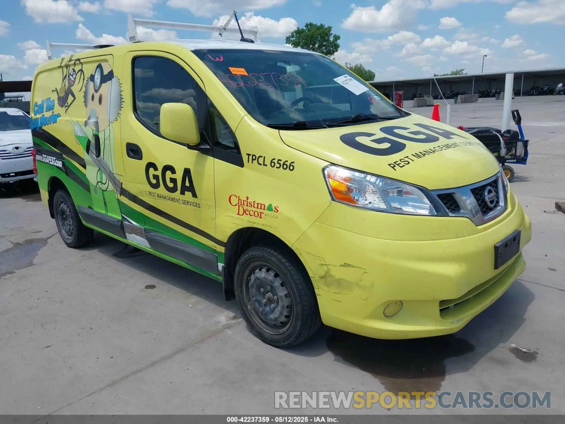 1 Photograph of a damaged car 3N6CM0KN4LK709597 NISSAN NV200  CARGO 2020