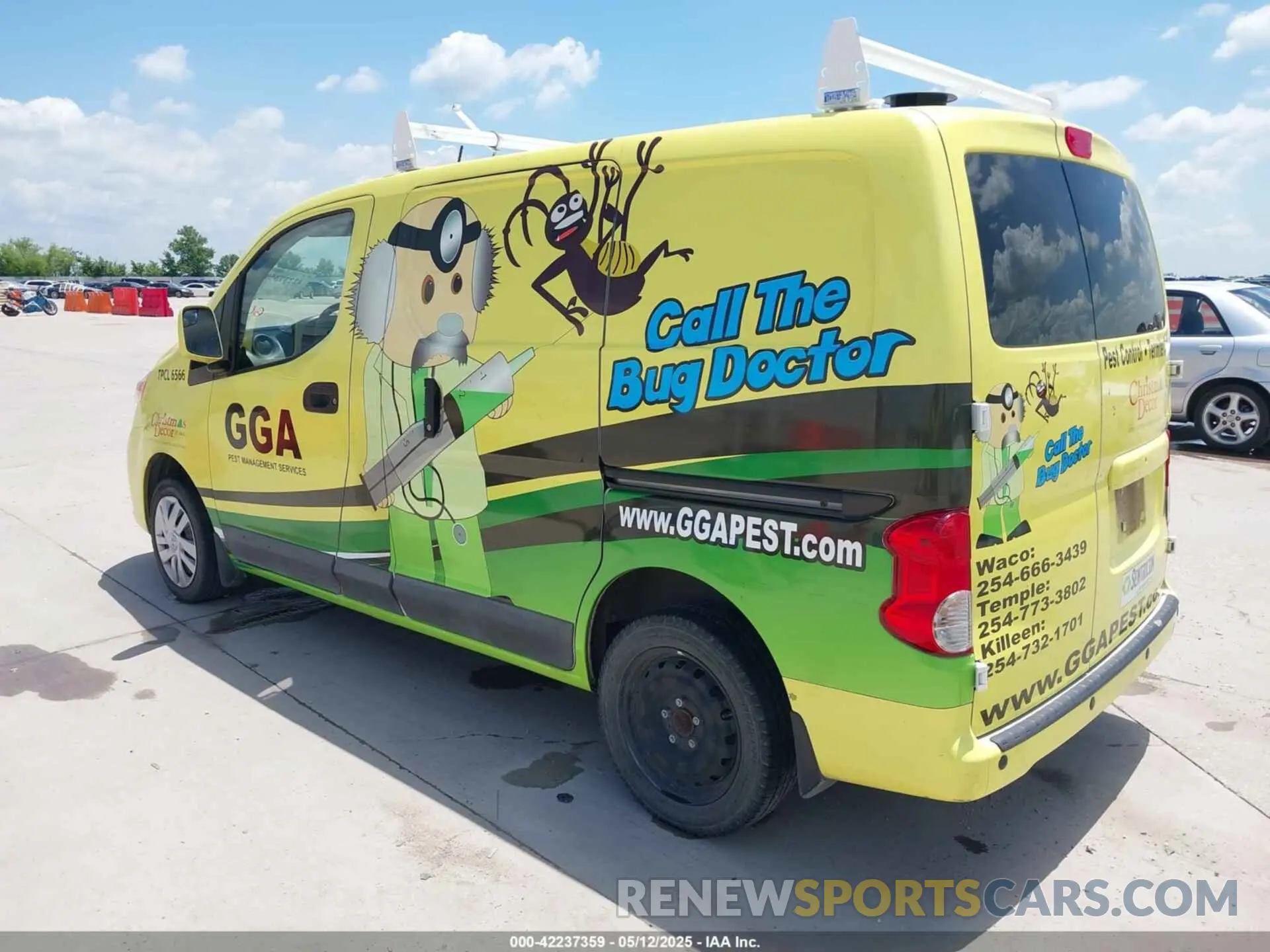 3 Photograph of a damaged car 3N6CM0KN4LK709597 NISSAN NV200  CARGO 2020