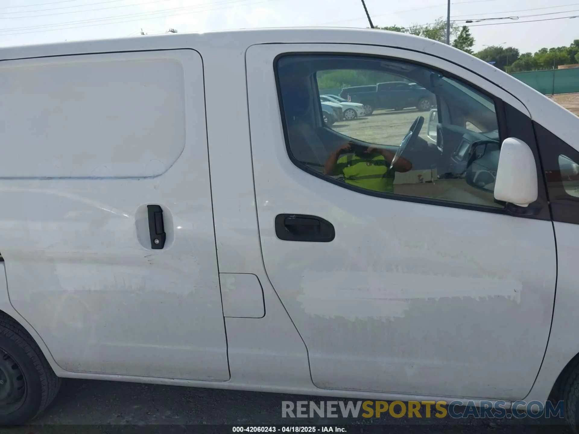 13 Photograph of a damaged car 3N6CM0KN6LK694679 NISSAN NV200  CARGO 2020