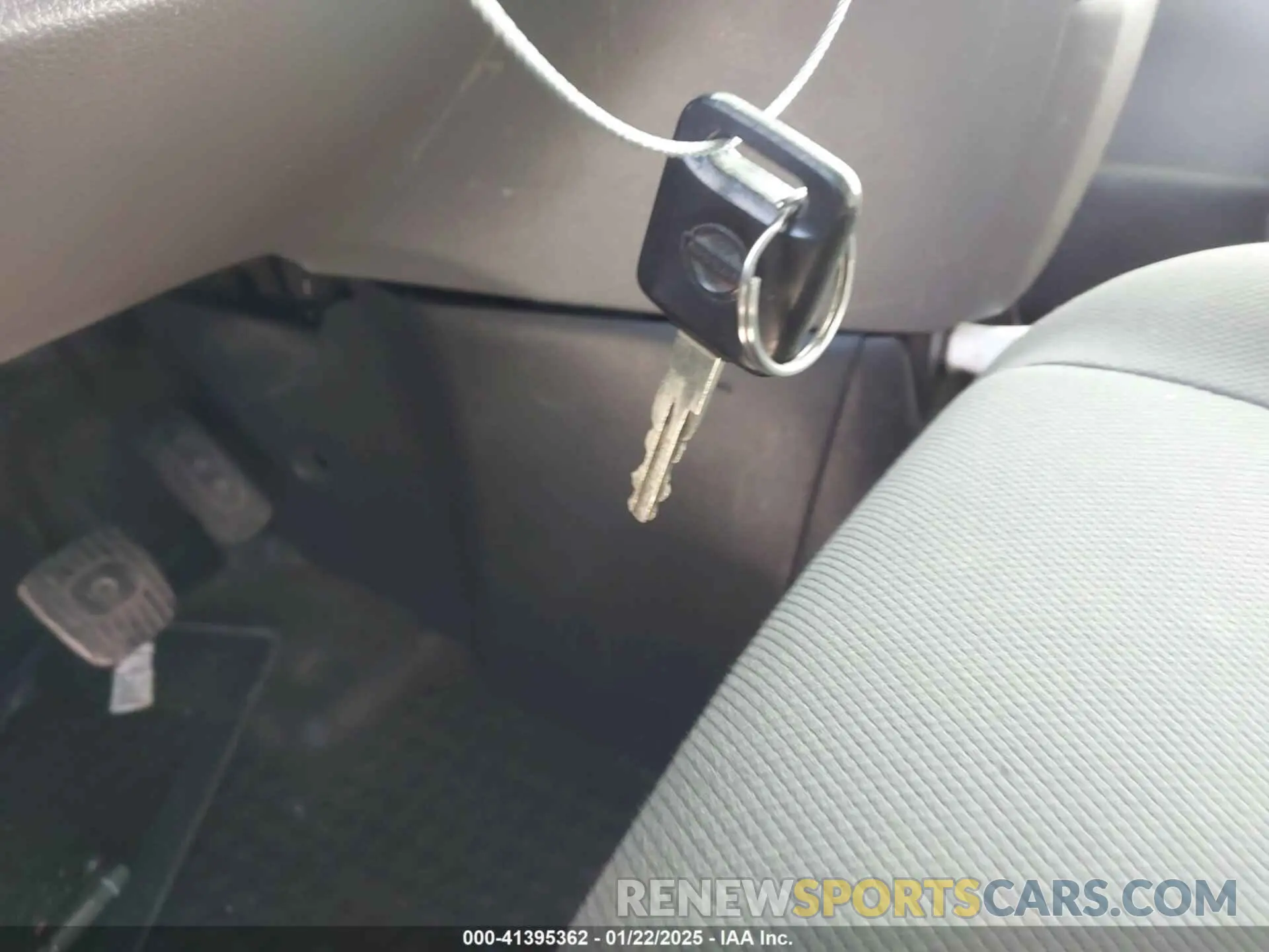 11 Photograph of a damaged car 3N6CM0KN6LK701131 NISSAN NV200  CARGO 2020