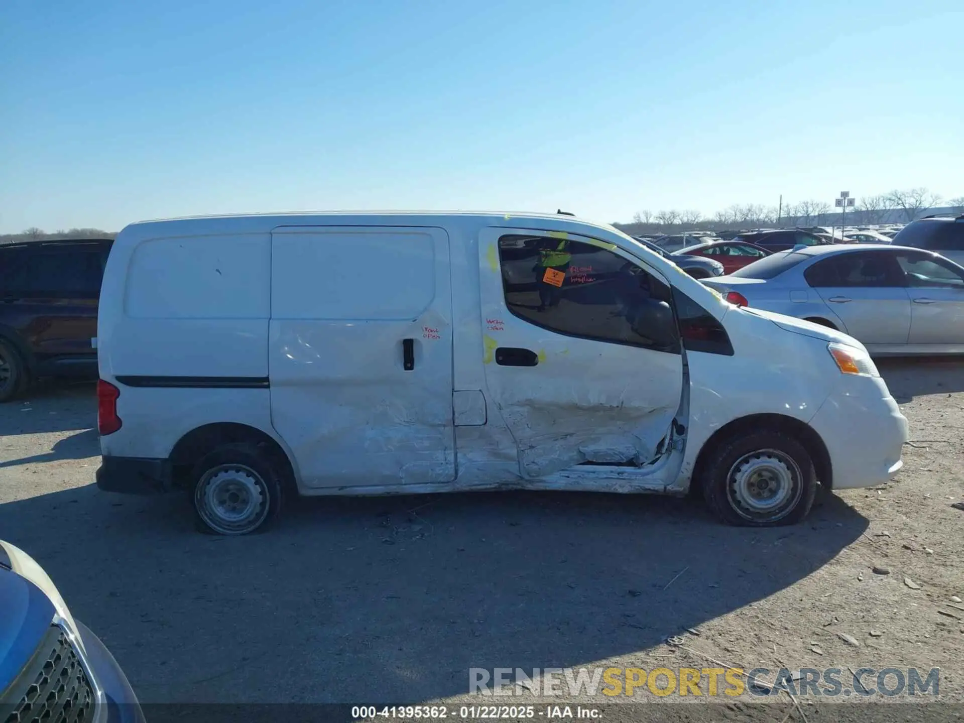 14 Photograph of a damaged car 3N6CM0KN6LK701131 NISSAN NV200  CARGO 2020