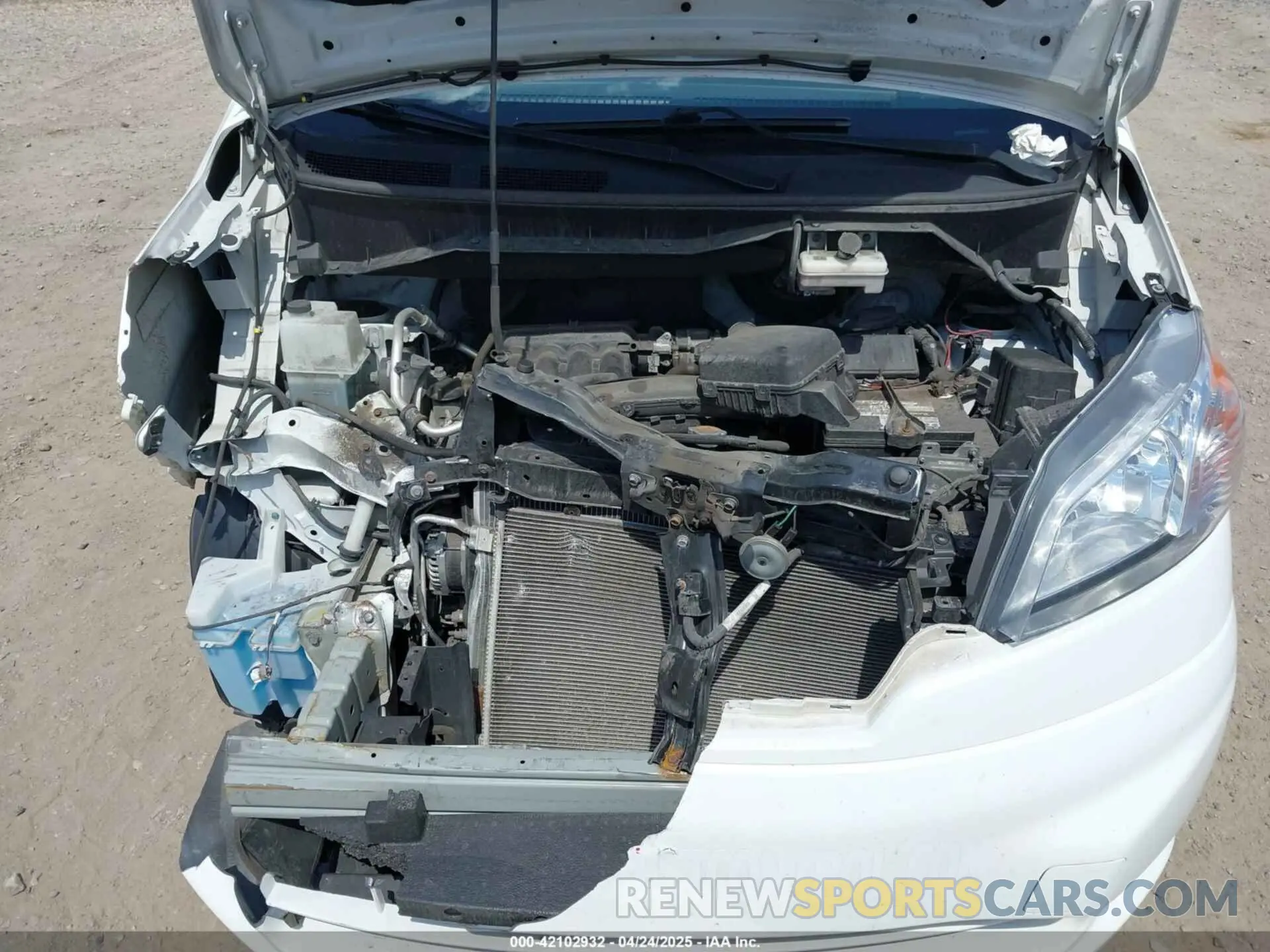10 Photograph of a damaged car 3N6CM0KN6LK702859 NISSAN NV200  CARGO 2020