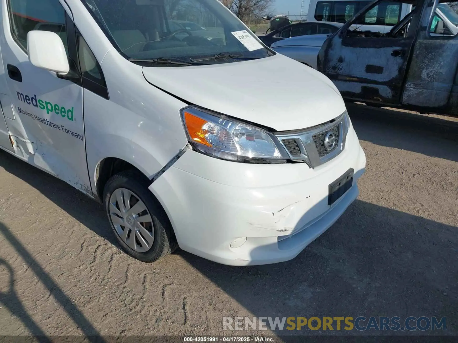 18 Photograph of a damaged car 3N6CM0KN7LK705236 NISSAN NV200  CARGO 2020
