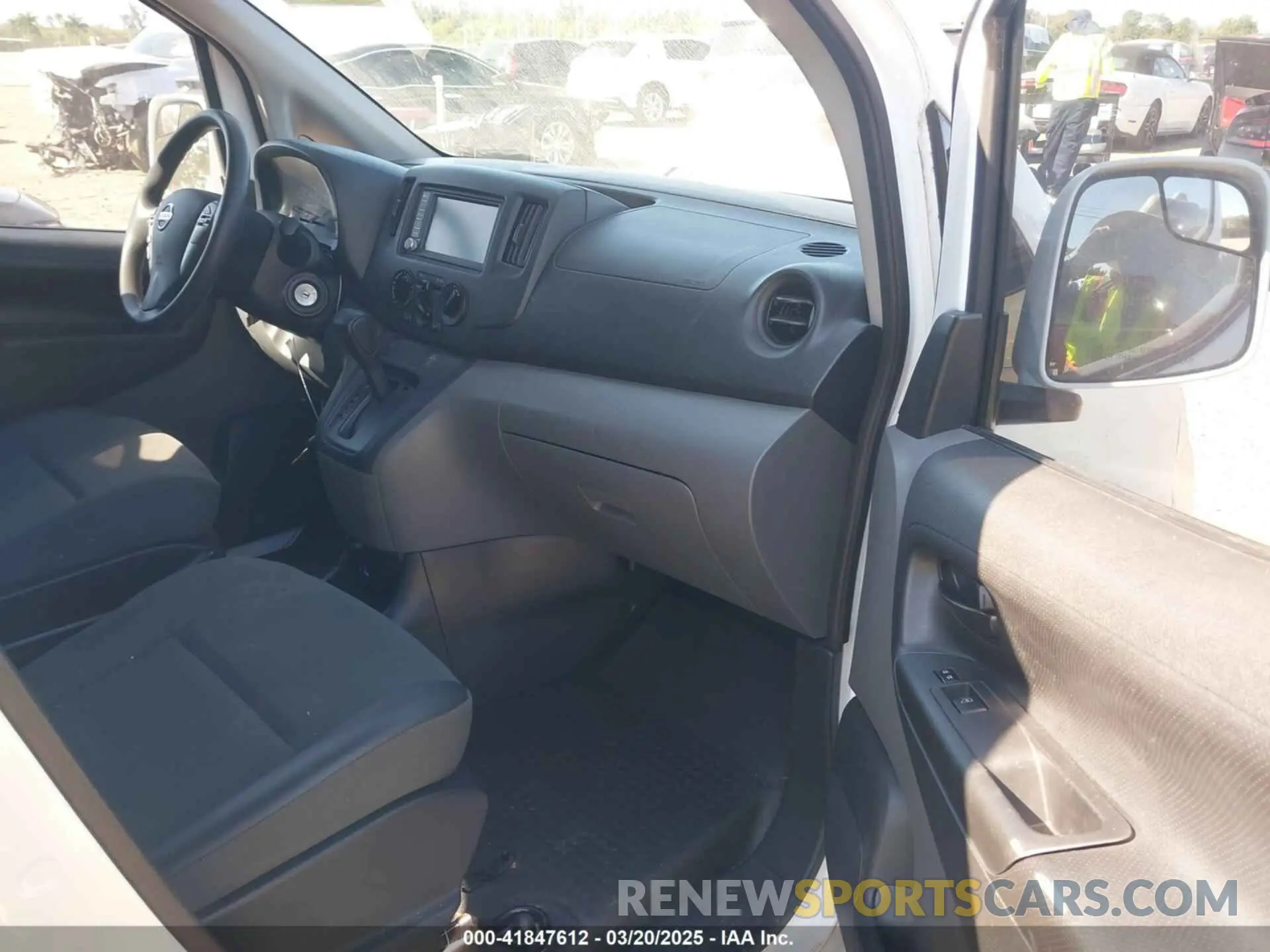 5 Photograph of a damaged car 3N6CM0KN9LK71O972 NISSAN NV200  CARGO 2020