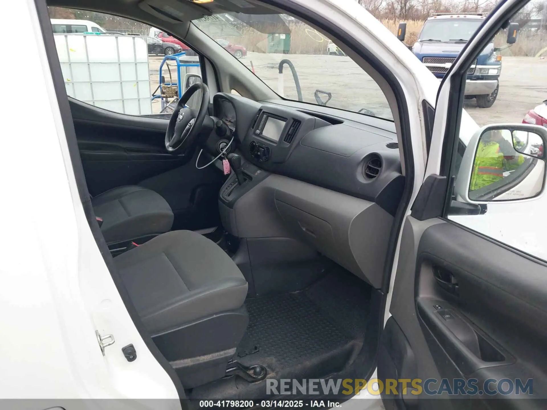 5 Photograph of a damaged car 3N6CM0KNXLK691705 NISSAN NV200  CARGO 2020