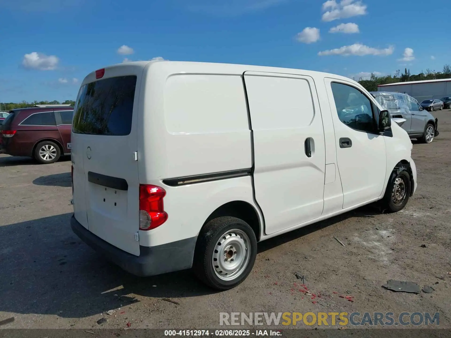 4 Photograph of a damaged car 3N6CM0KNXLK701326 NISSAN NV200  CARGO 2020