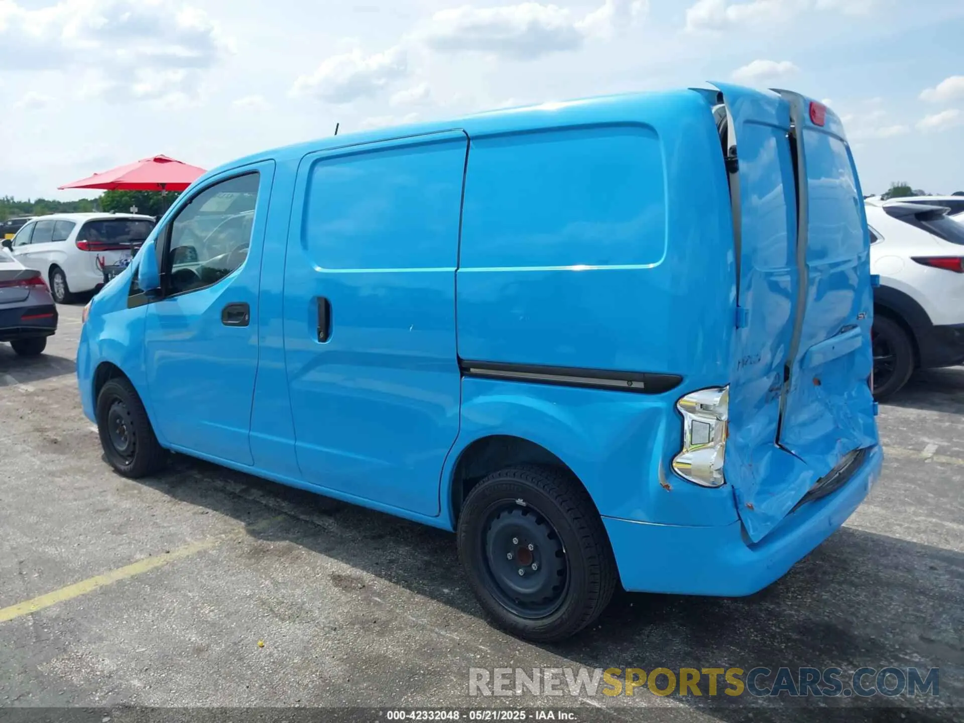 3 Photograph of a damaged car 3N6CM0KN0MK693609 NISSAN NV200  CARGO 2021