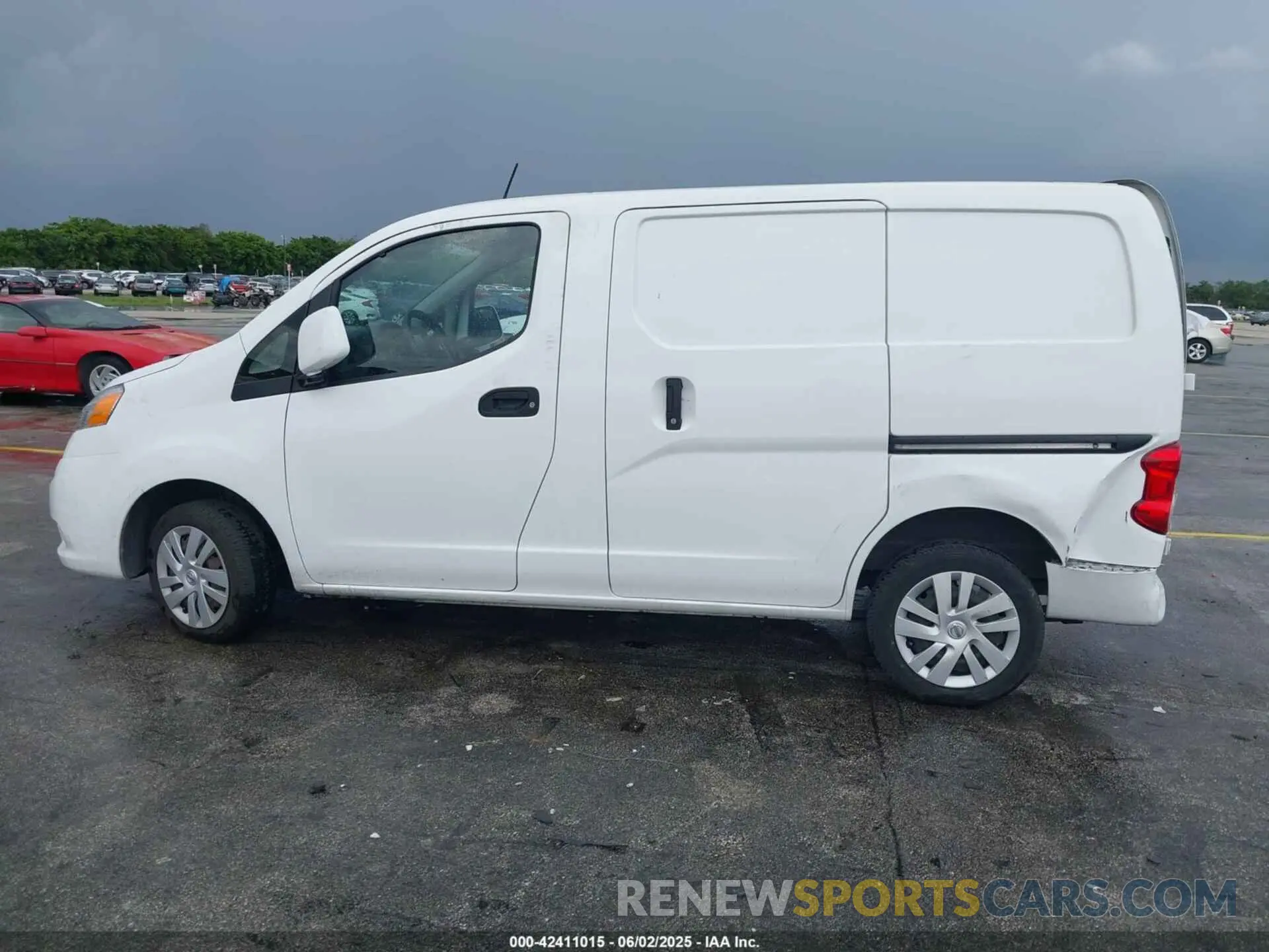 14 Photograph of a damaged car 3N6CM0KN2MK705758 NISSAN NV200  CARGO 2021