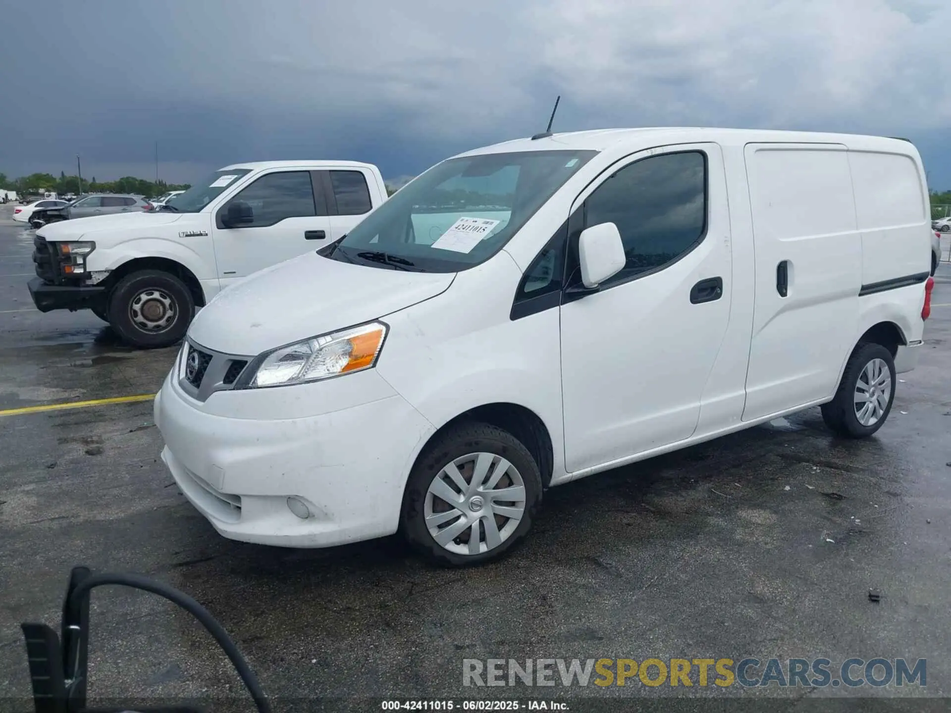 2 Photograph of a damaged car 3N6CM0KN2MK705758 NISSAN NV200  CARGO 2021