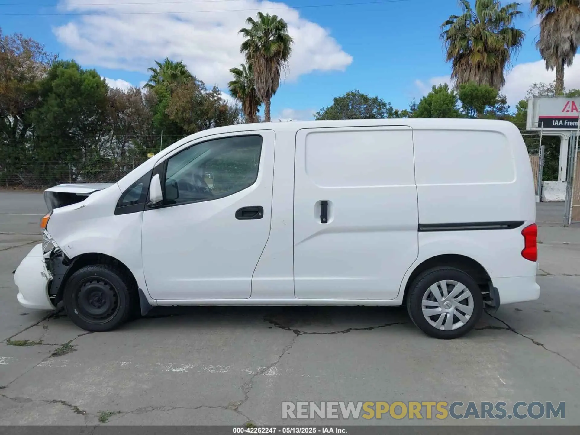 14 Photograph of a damaged car 3N6CM0KN3MK706501 NISSAN NV200  CARGO 2021