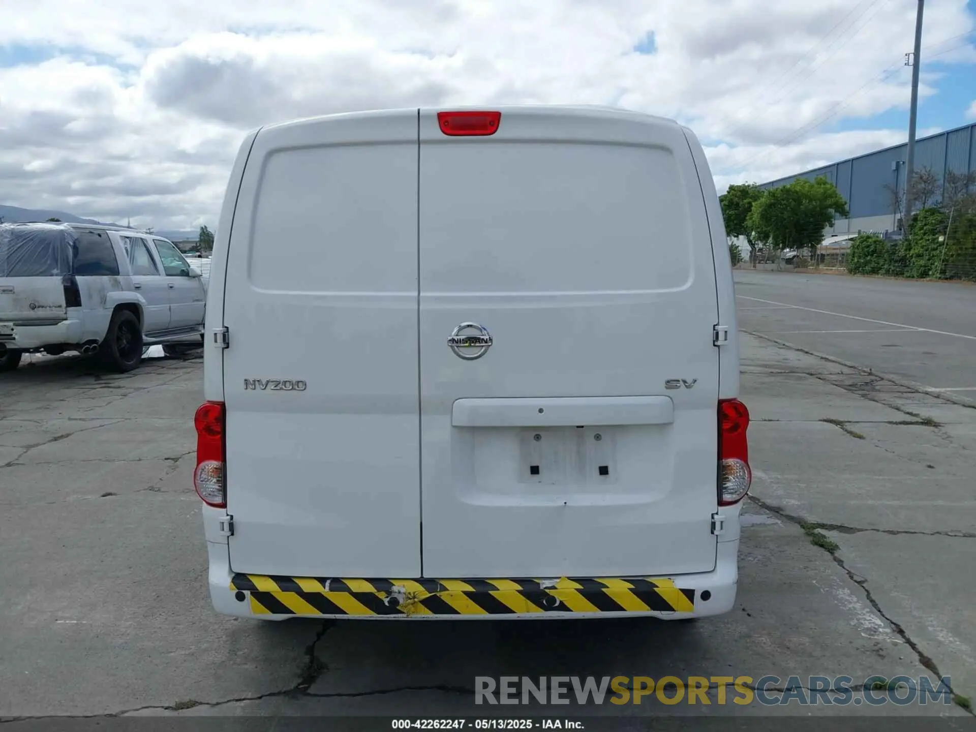 16 Photograph of a damaged car 3N6CM0KN3MK706501 NISSAN NV200  CARGO 2021