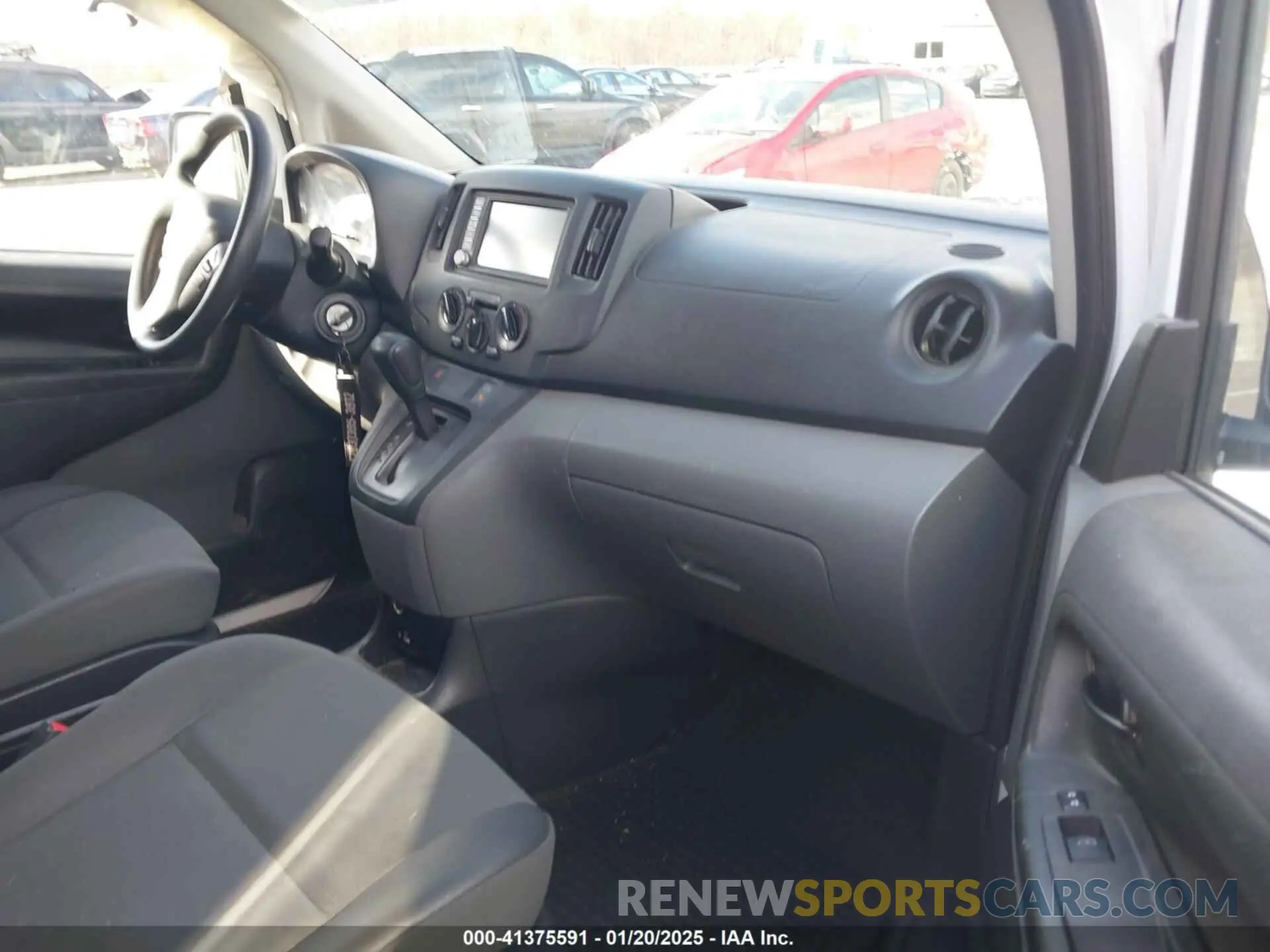 5 Photograph of a damaged car 3N6CM0KN4MK705700 NISSAN NV200  CARGO 2021