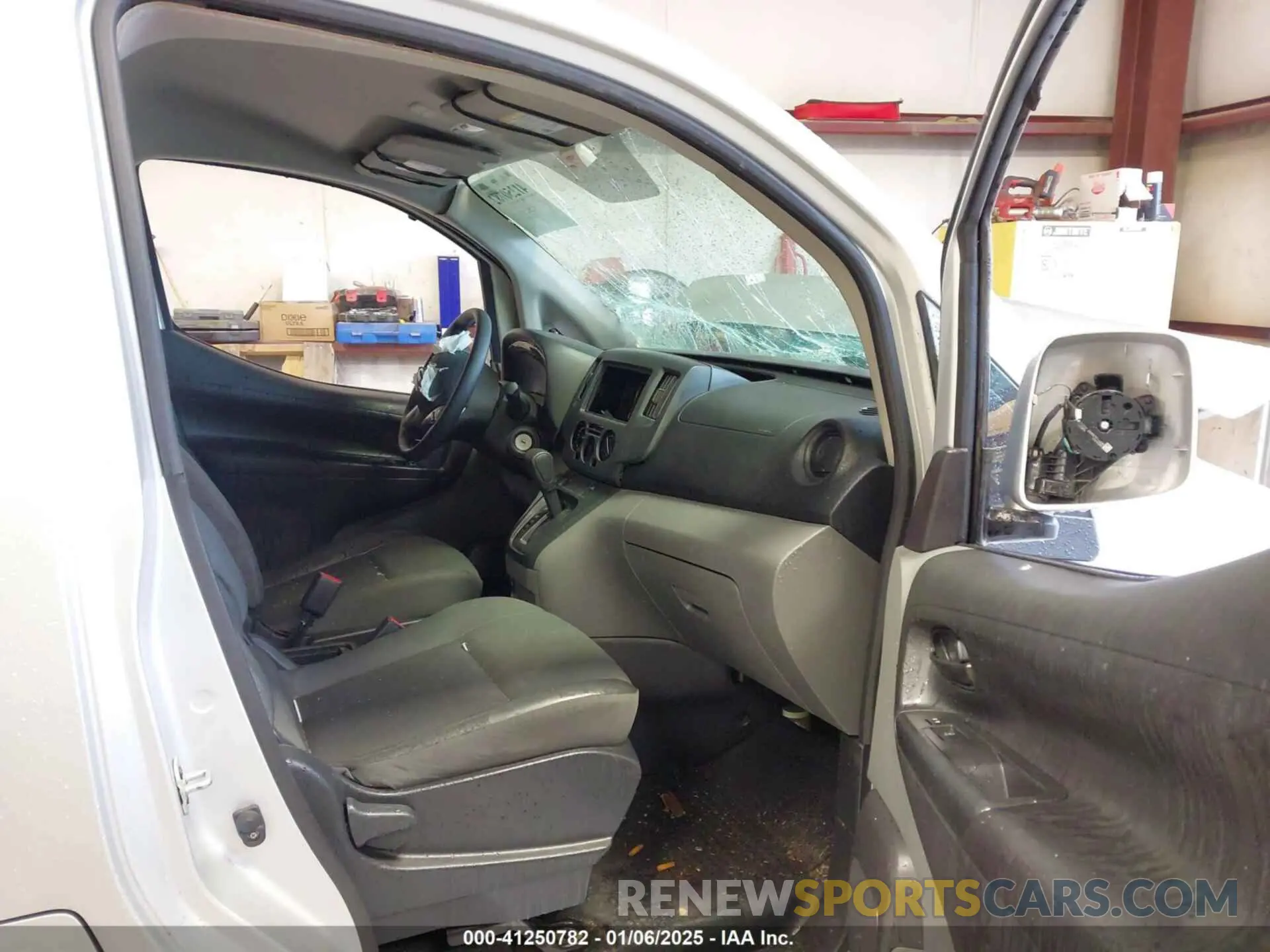 5 Photograph of a damaged car 3N6CM0KN6MK690911 NISSAN NV200  CARGO 2021