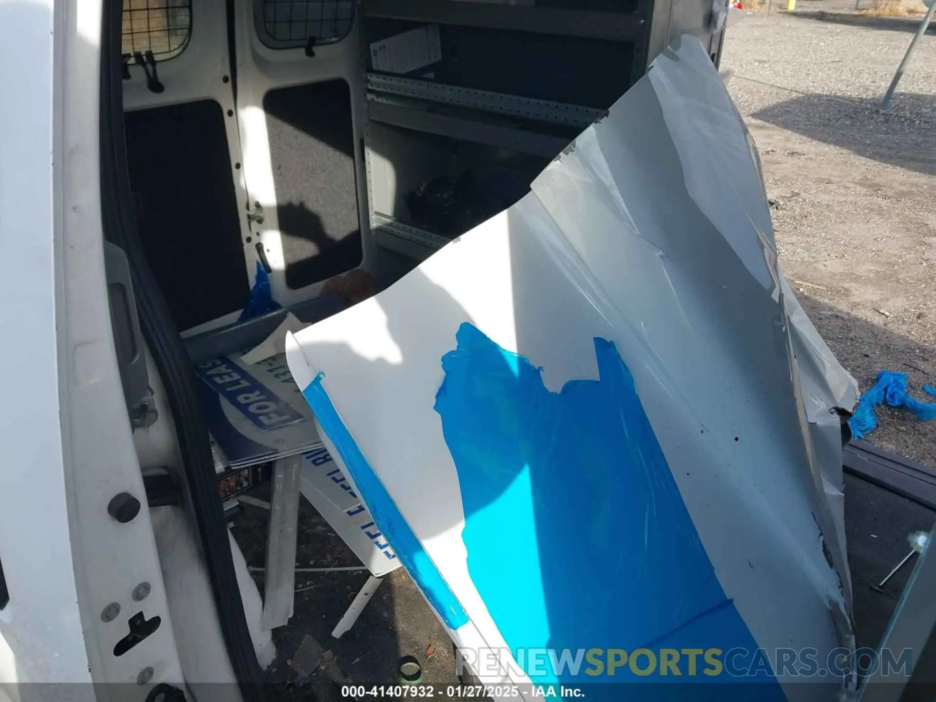 8 Photograph of a damaged car 3N6CM0KN6MK706475 NISSAN NV200  CARGO 2021