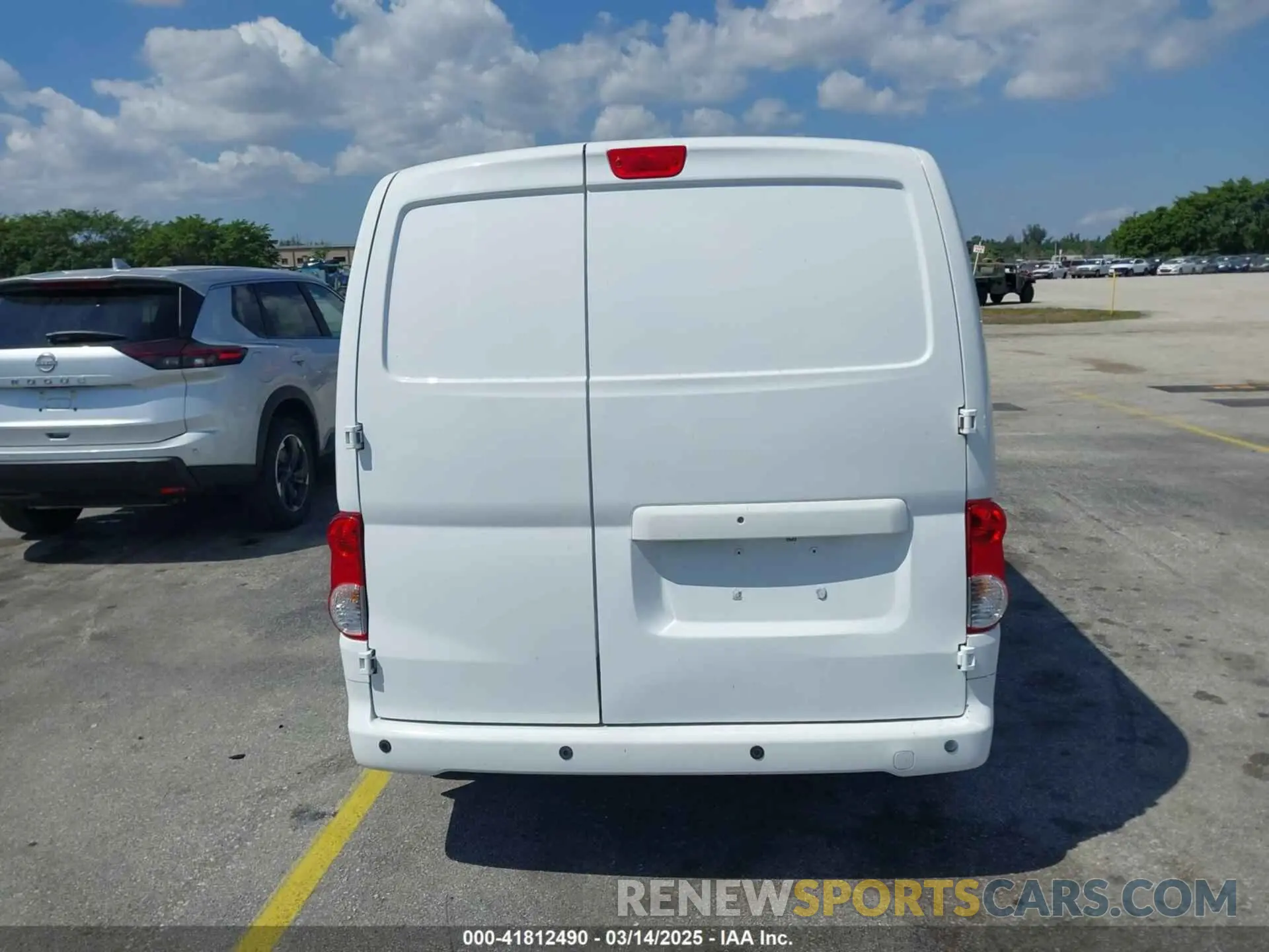 16 Photograph of a damaged car 3N6CM0KN7MK691520 NISSAN NV200  CARGO 2021
