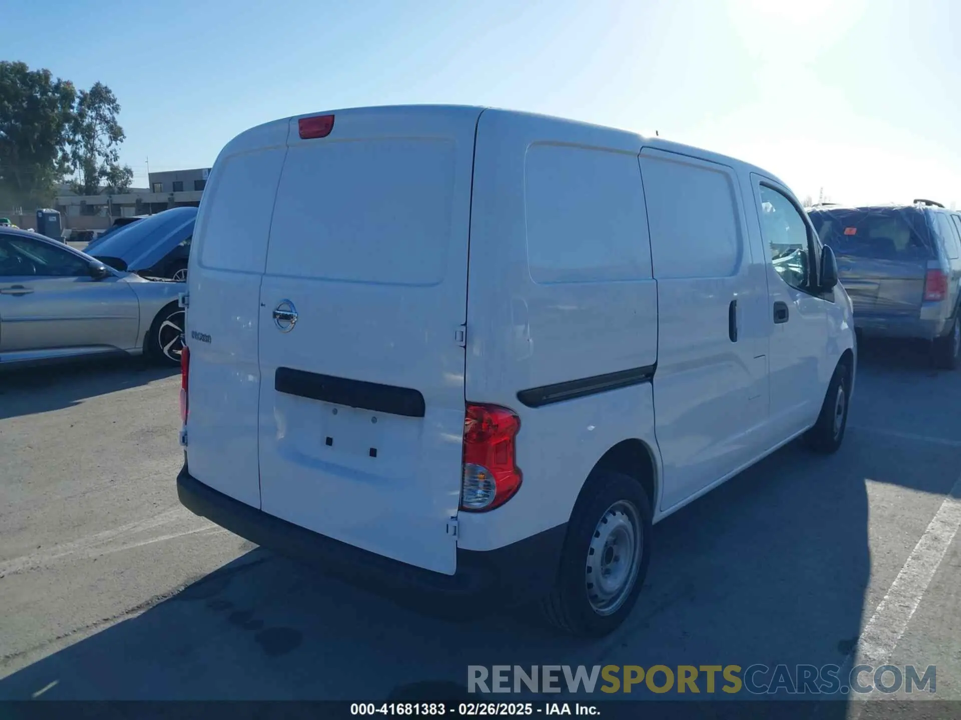 4 Photograph of a damaged car 3N6CM0KN8MK690151 NISSAN NV200  CARGO 2021