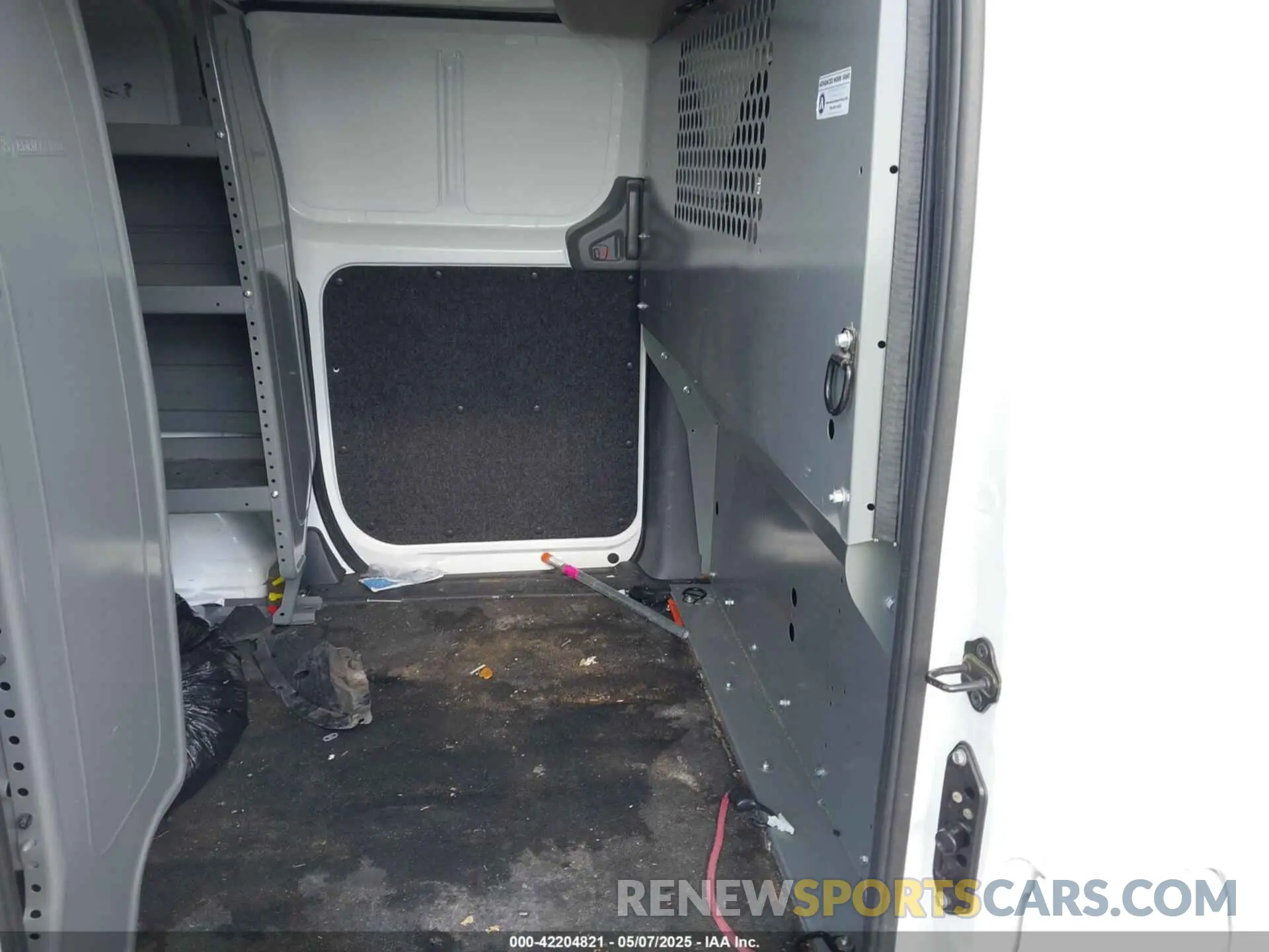 8 Photograph of a damaged car 3N6CM0KN8MK693664 NISSAN NV200  CARGO 2021