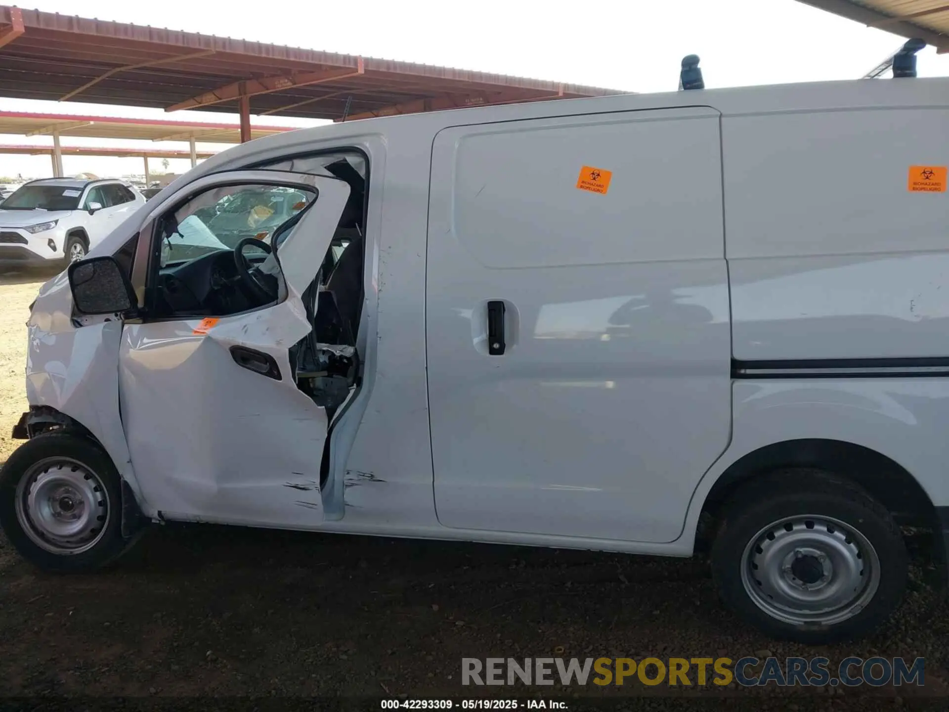 14 Photograph of a damaged car 3N6CM0KN8MK699951 NISSAN NV200  CARGO 2021