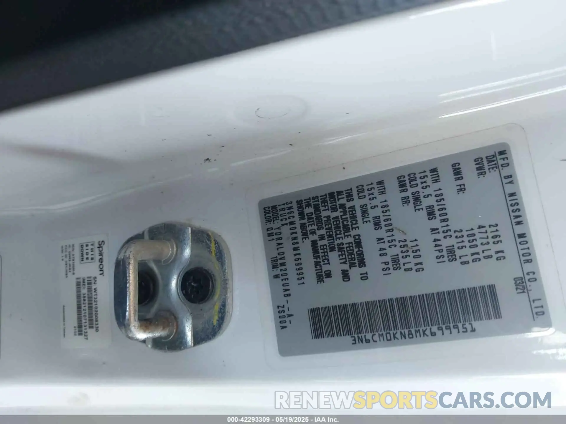 9 Photograph of a damaged car 3N6CM0KN8MK699951 NISSAN NV200  CARGO 2021