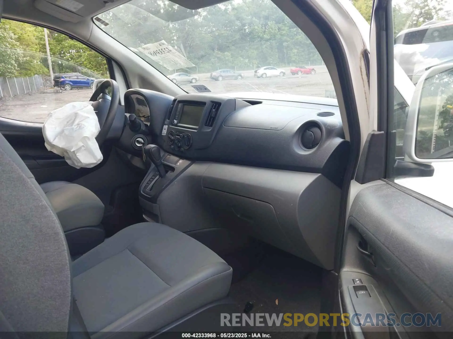 5 Photograph of a damaged car 3N6CM0KN8MK705506 NISSAN NV200  CARGO 2021