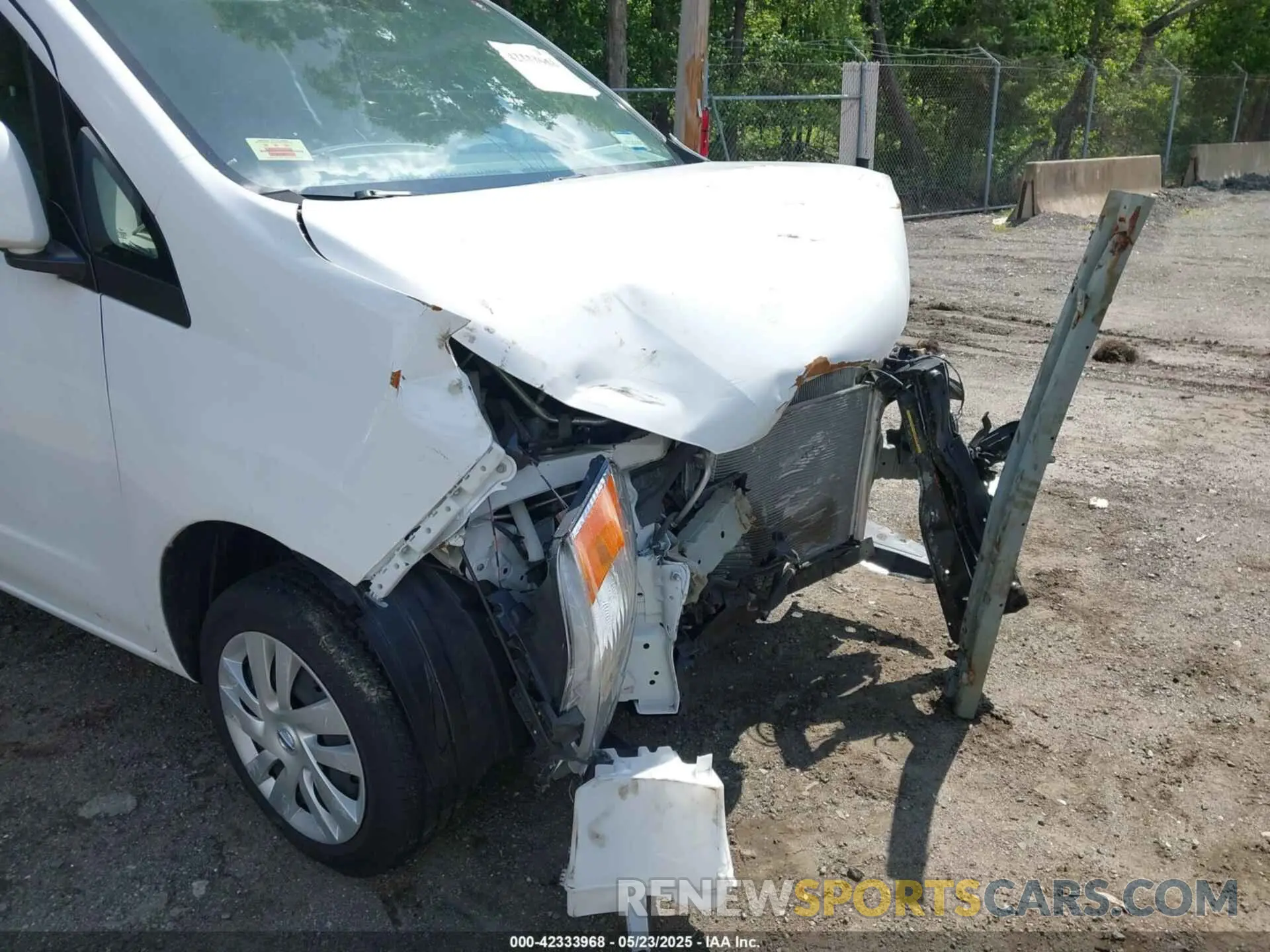6 Photograph of a damaged car 3N6CM0KN8MK705506 NISSAN NV200  CARGO 2021