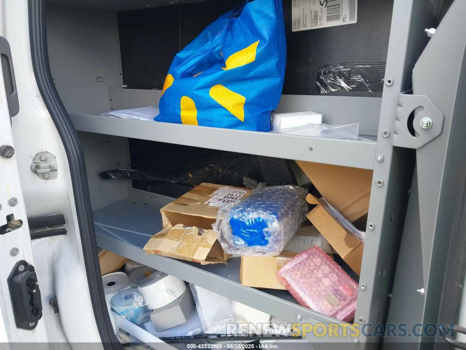 8 Photograph of a damaged car 3N6CM0KN8MK705506 NISSAN NV200  CARGO 2021