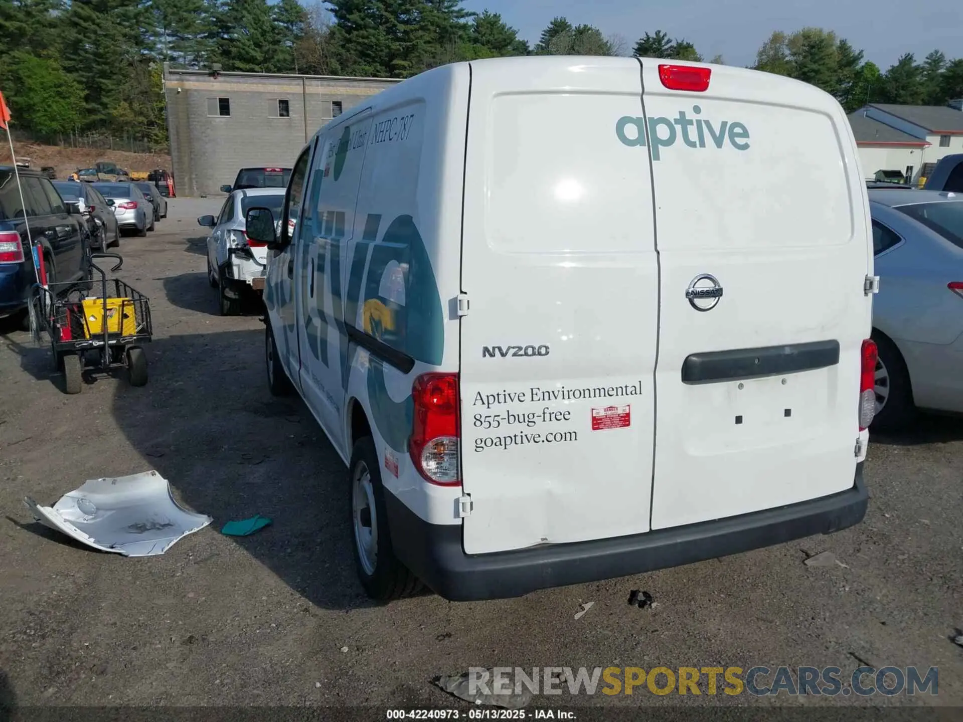 3 Photograph of a damaged car 3N6CM0KN9MK696704 NISSAN NV200  CARGO 2021