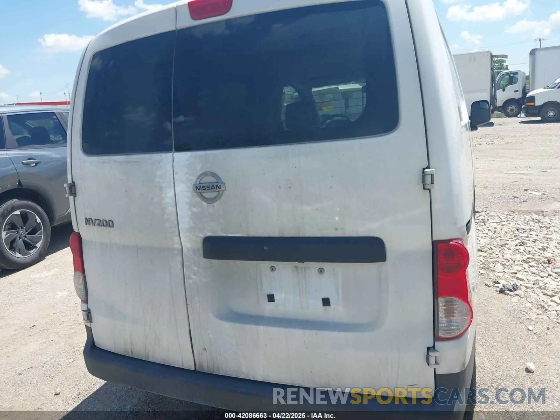 16 Photograph of a damaged car 3N6CM0KN9MK701951 NISSAN NV200  CARGO 2021