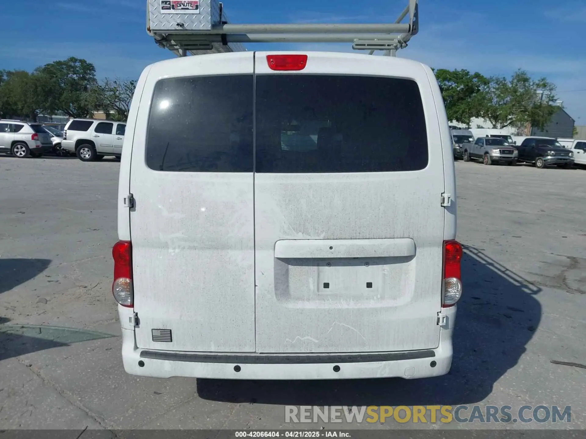 16 Photograph of a damaged car 3N6CM0KNXMK705328 NISSAN NV200  CARGO 2021