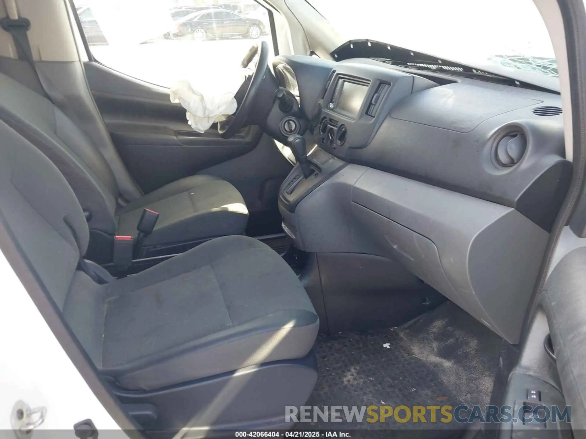 5 Photograph of a damaged car 3N6CM0KNXMK705328 NISSAN NV200  CARGO 2021