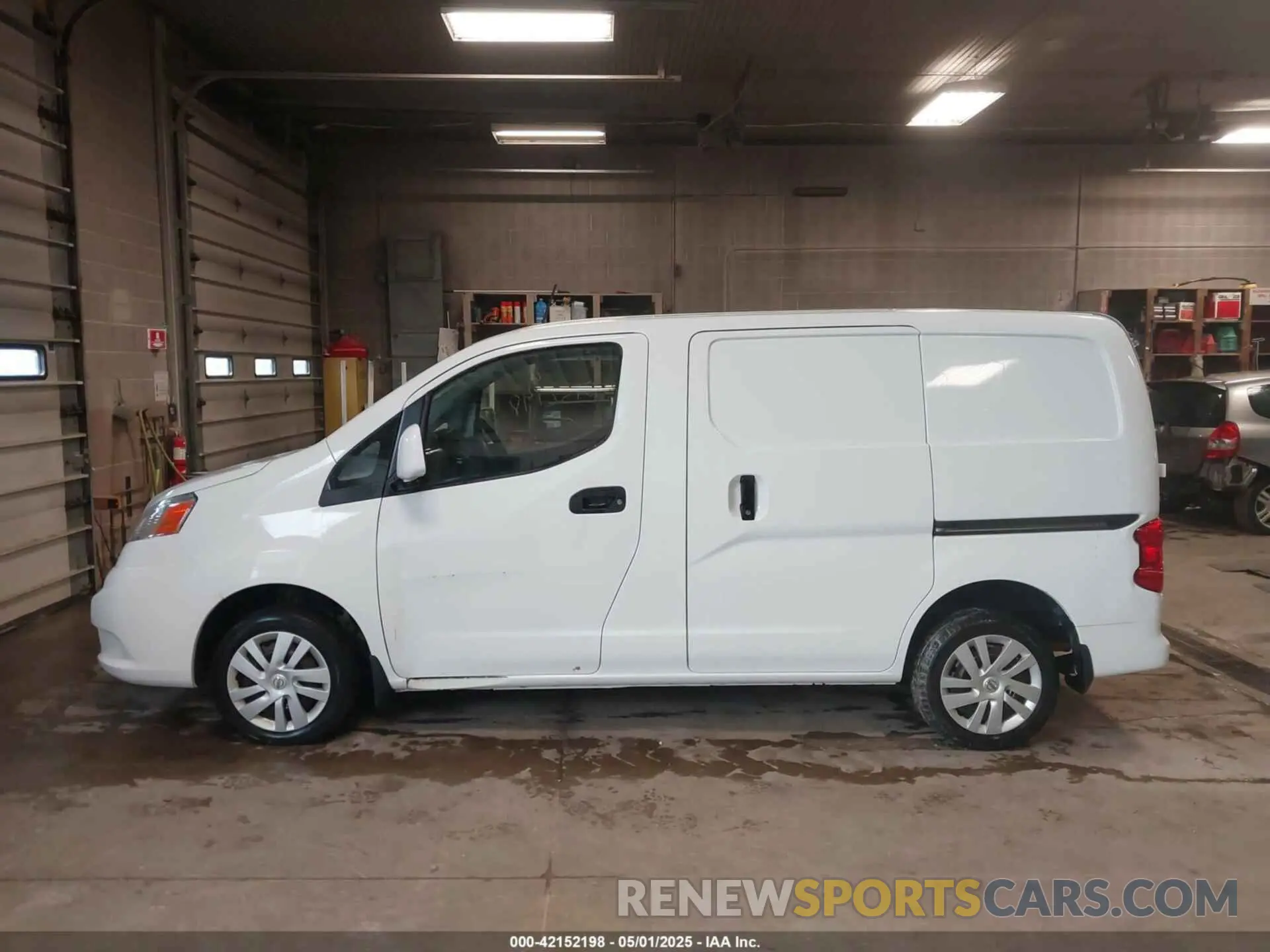 14 Photograph of a damaged car 3N6CM0KN6LK694102 NISSAN NV200 COMPACT CARGO 2020