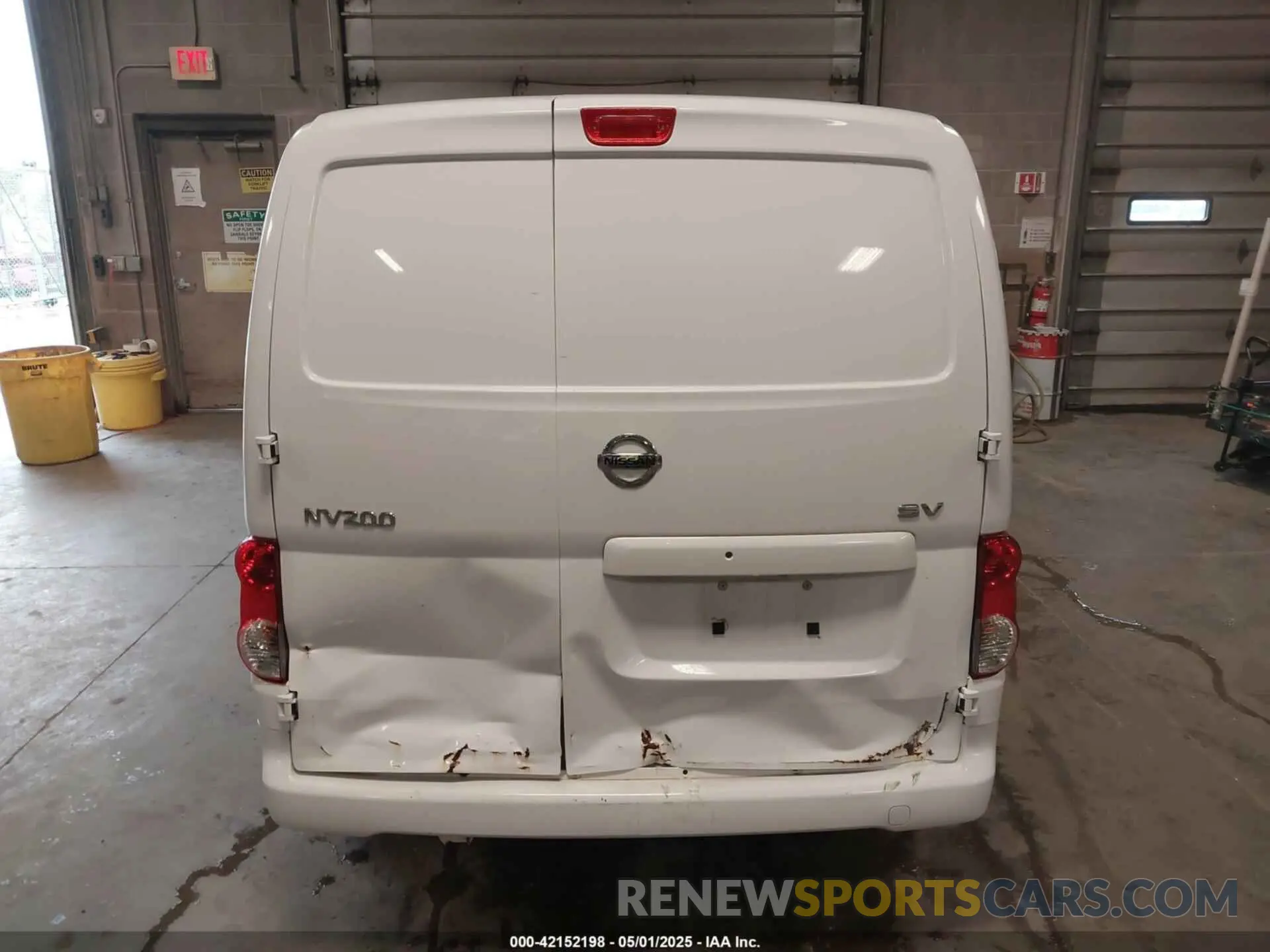 16 Photograph of a damaged car 3N6CM0KN6LK694102 NISSAN NV200 COMPACT CARGO 2020