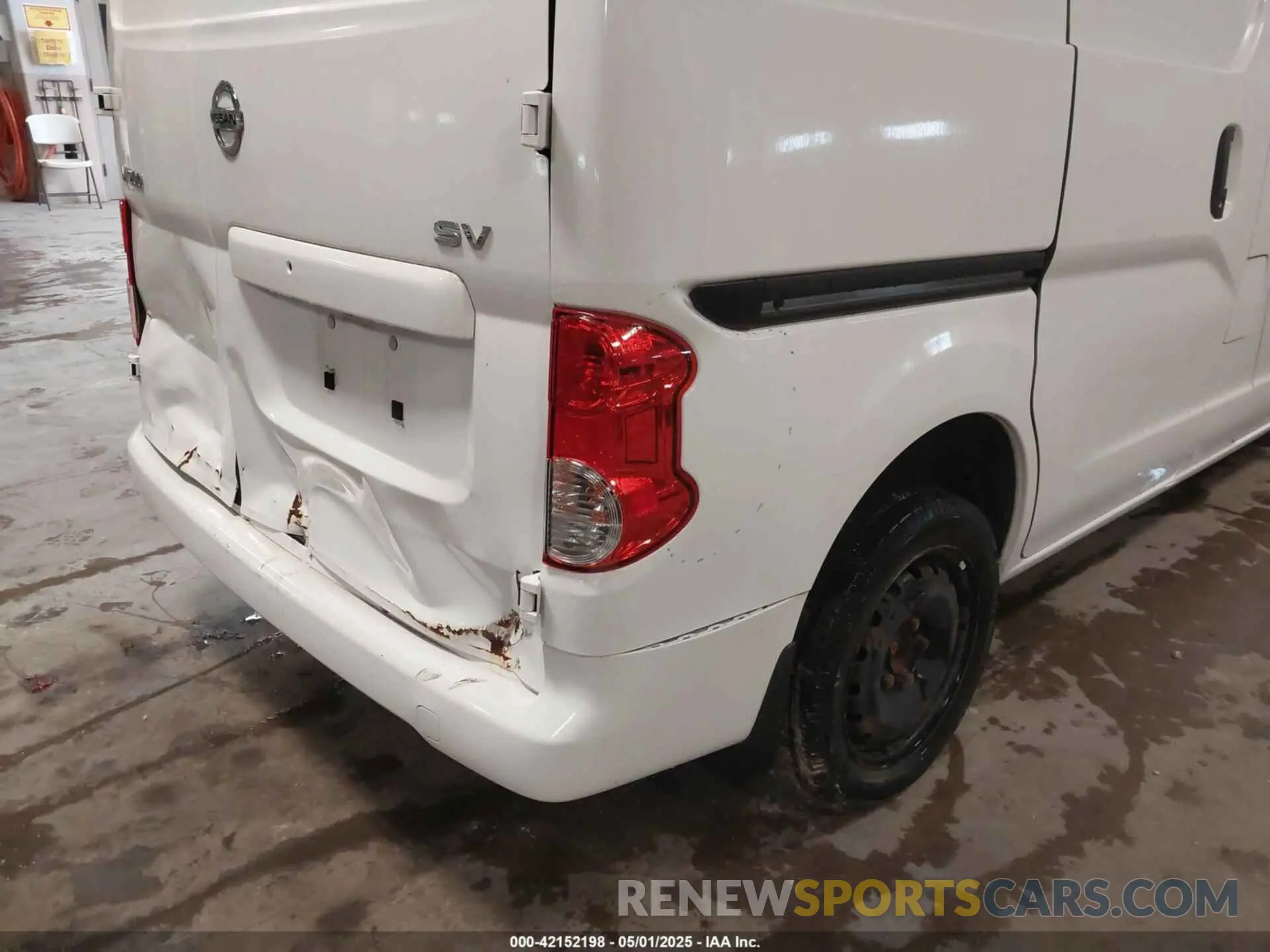 19 Photograph of a damaged car 3N6CM0KN6LK694102 NISSAN NV200 COMPACT CARGO 2020