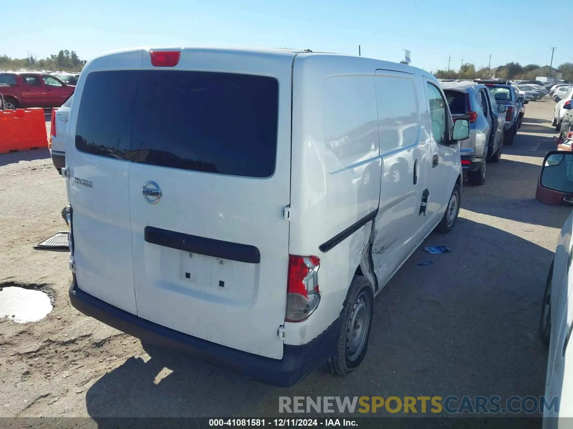 4 Photograph of a damaged car 3N6CM0KN0MK700297 NISSAN NV200 COMPACT CARGO 2021