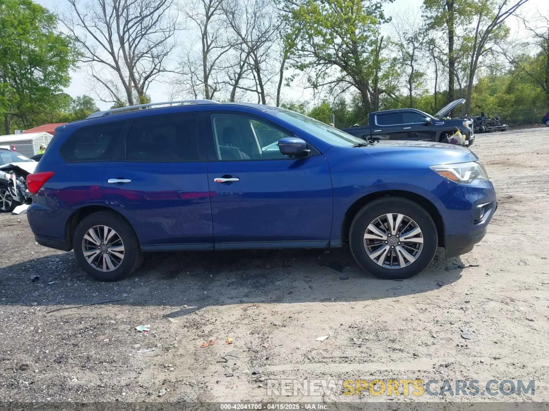 13 Photograph of a damaged car 5N1DR2MM0KC577690 NISSAN PATHFINDER 2019