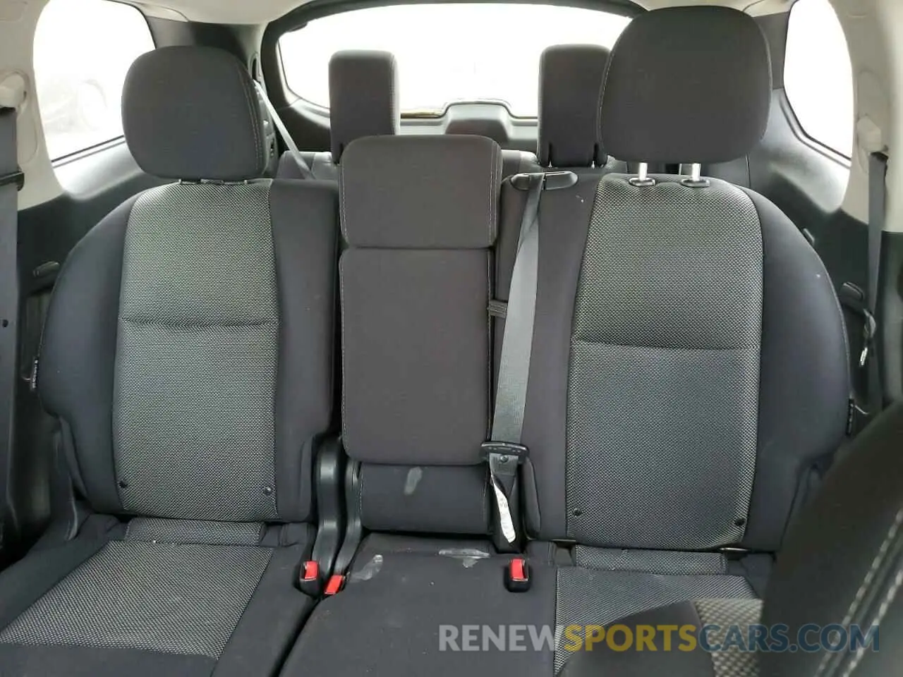 10 Photograph of a damaged car 5N1DR2MM0KC590634 NISSAN PATHFINDER 2019