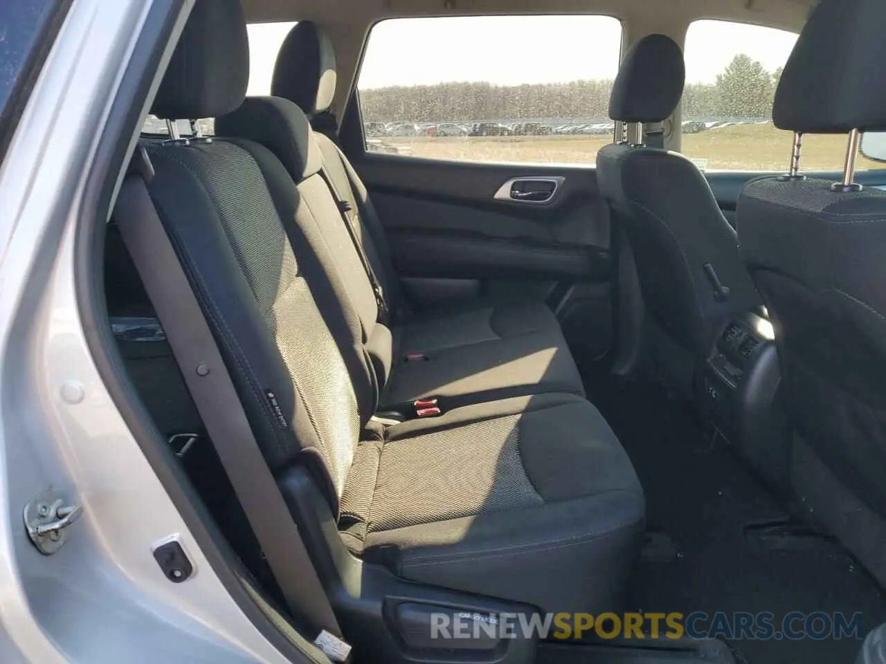 11 Photograph of a damaged car 5N1DR2MM0KC605035 NISSAN PATHFINDER 2019