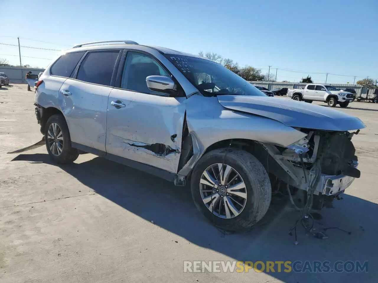 4 Photograph of a damaged car 5N1DR2MM0KC637631 NISSAN PATHFINDER 2019