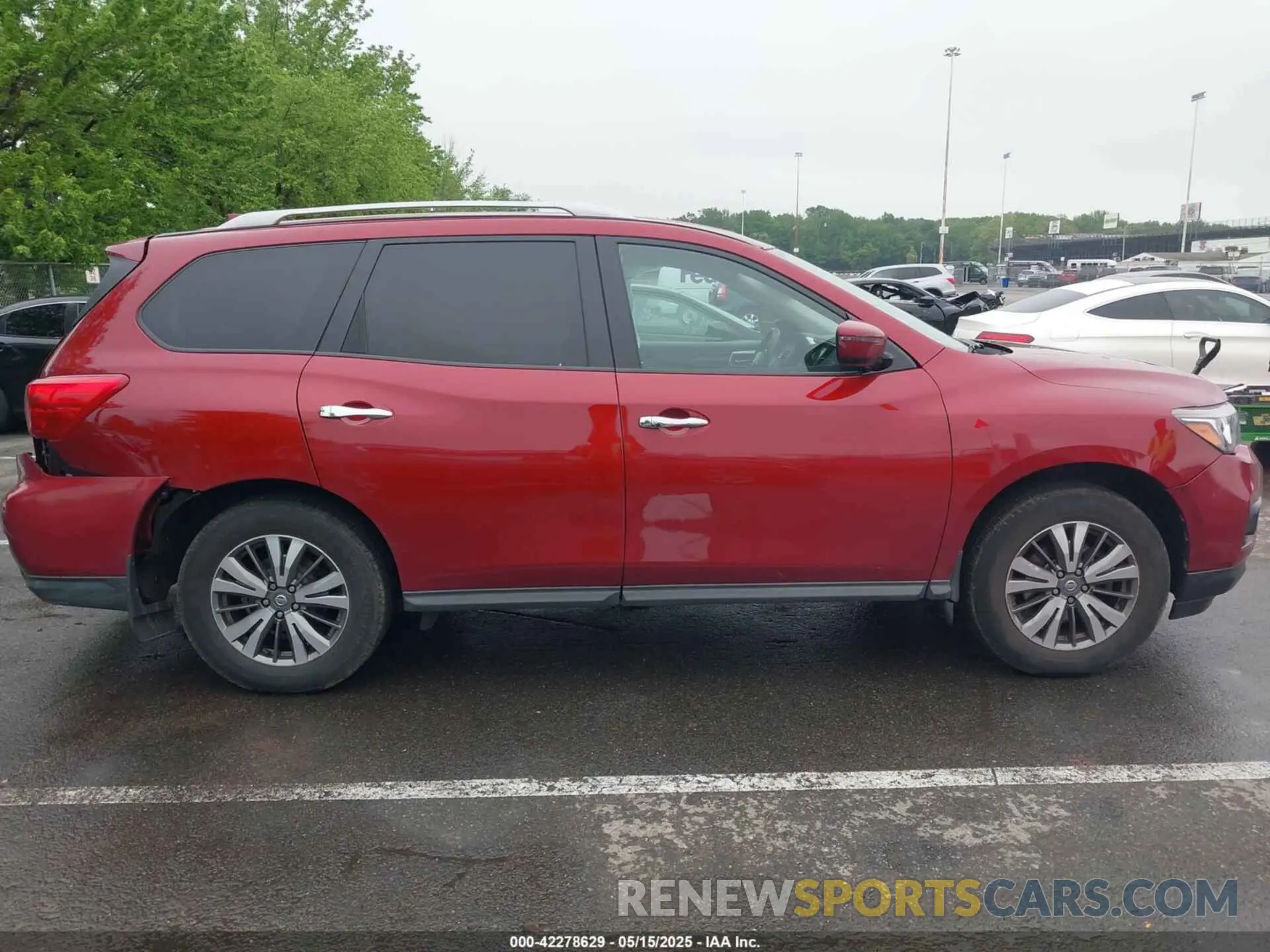 13 Photograph of a damaged car 5N1DR2MM0KC652341 NISSAN PATHFINDER 2019