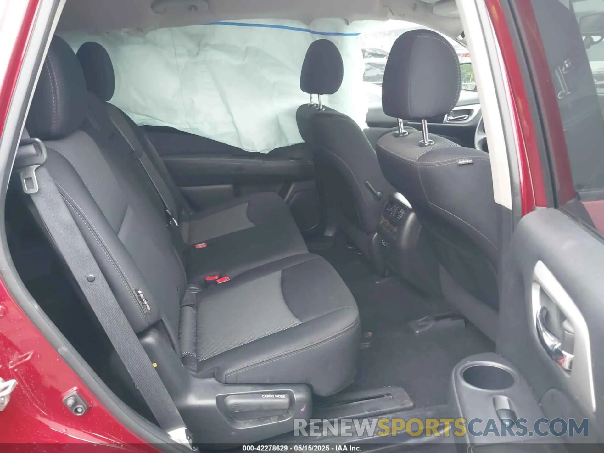 8 Photograph of a damaged car 5N1DR2MM0KC652341 NISSAN PATHFINDER 2019