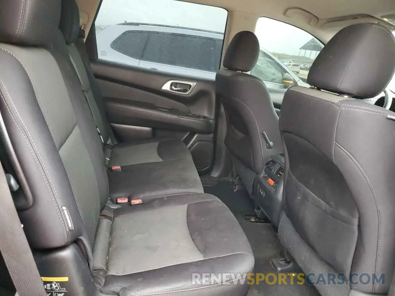 11 Photograph of a damaged car 5N1DR2MM1KC578332 NISSAN PATHFINDER 2019