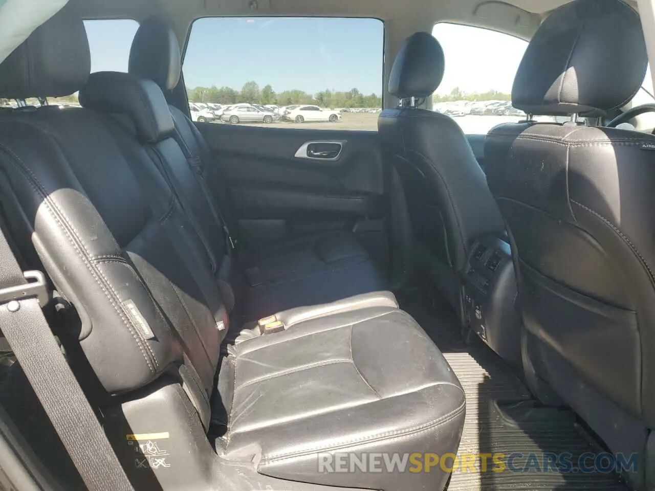 11 Photograph of a damaged car 5N1DR2MM1KC615928 NISSAN PATHFINDER 2019