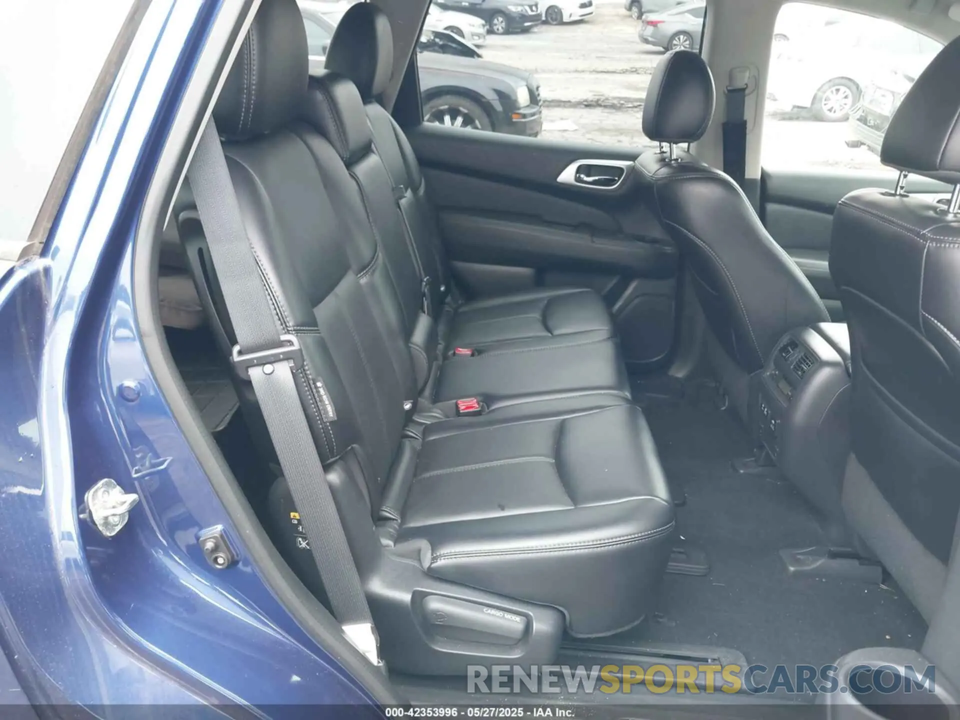 8 Photograph of a damaged car 5N1DR2MM1KC619977 NISSAN PATHFINDER 2019