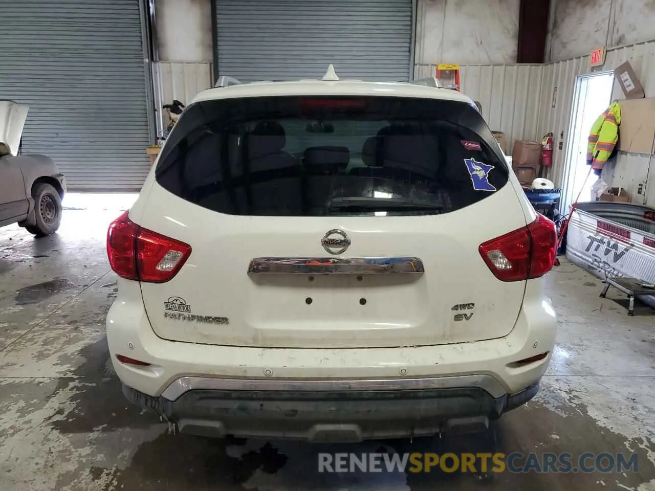 6 Photograph of a damaged car 5N1DR2MM1KC639579 NISSAN PATHFINDER 2019